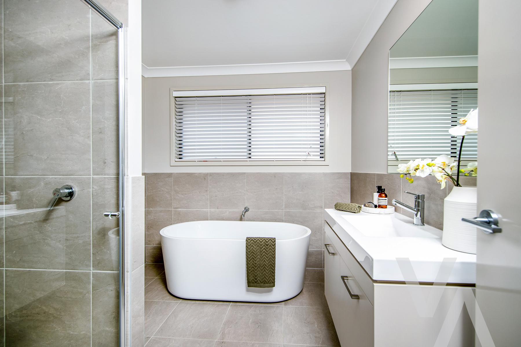 9 Greystones Drive Chisholm NSW
