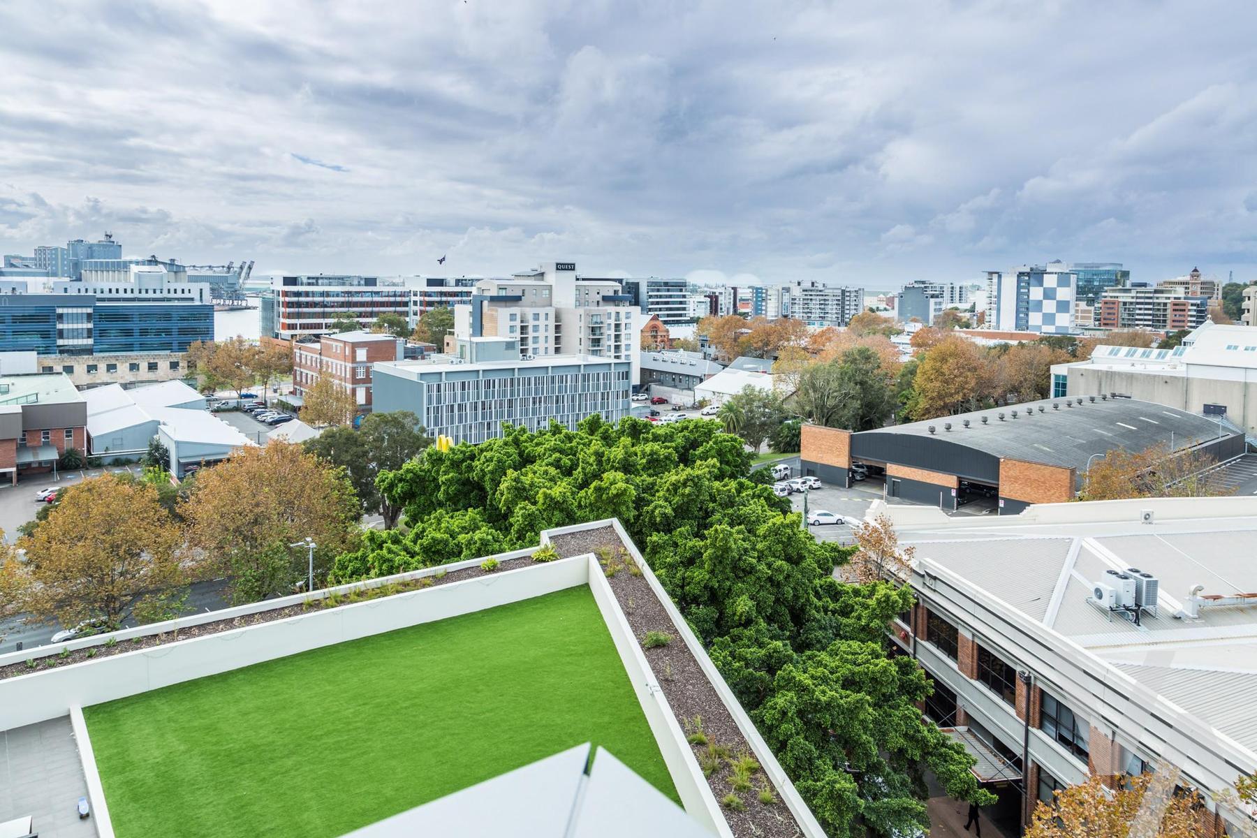 702/23 Ravenshaw  Street Newcastle NSW