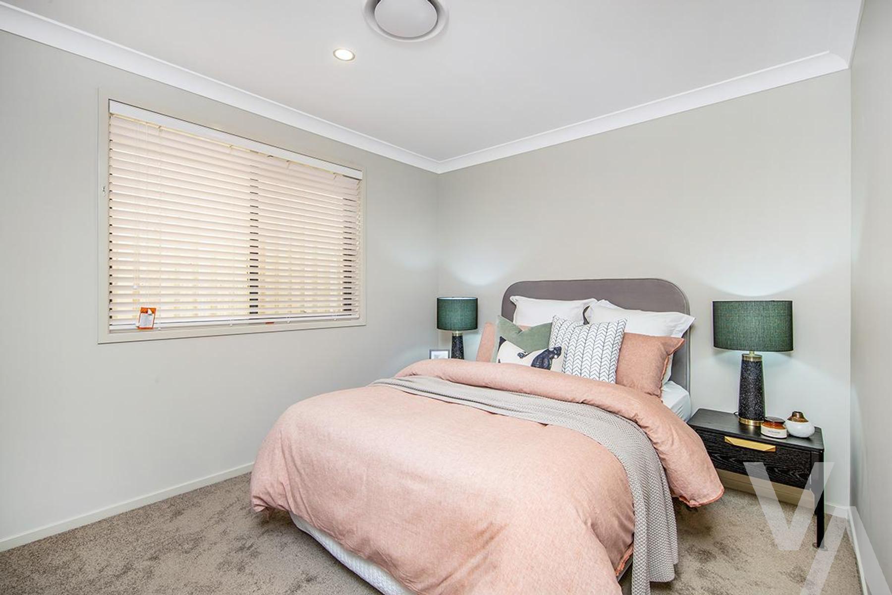 9 Greystones Drive Chisholm NSW