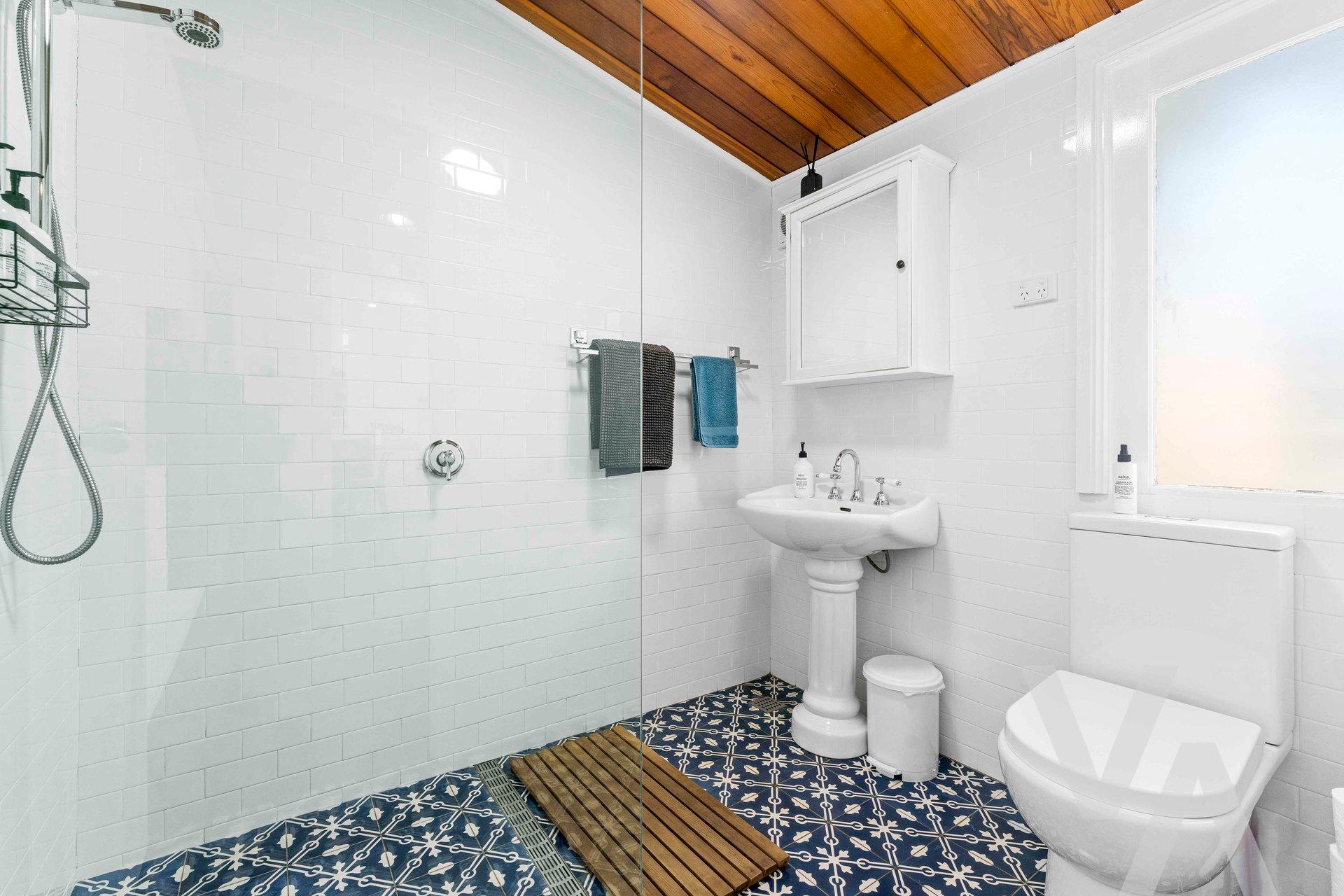 15 Burwood  Street Merewether NSW