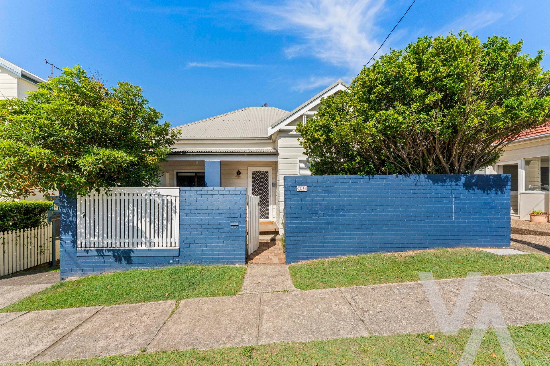15 Burwood  Street Merewether NSW