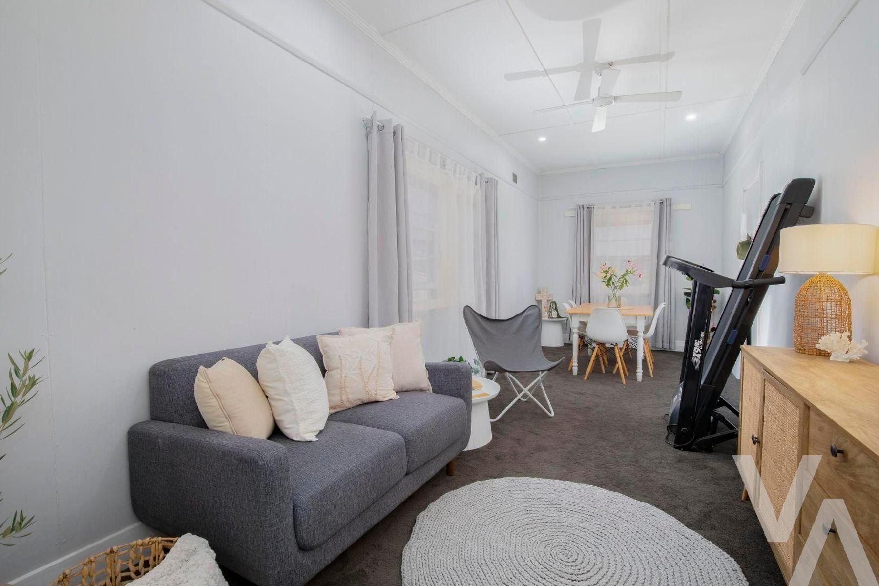 138 Medcalf Street Warners Bay NSW