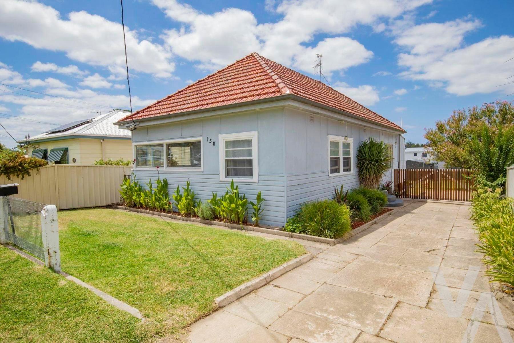 138 Medcalf Street Warners Bay NSW