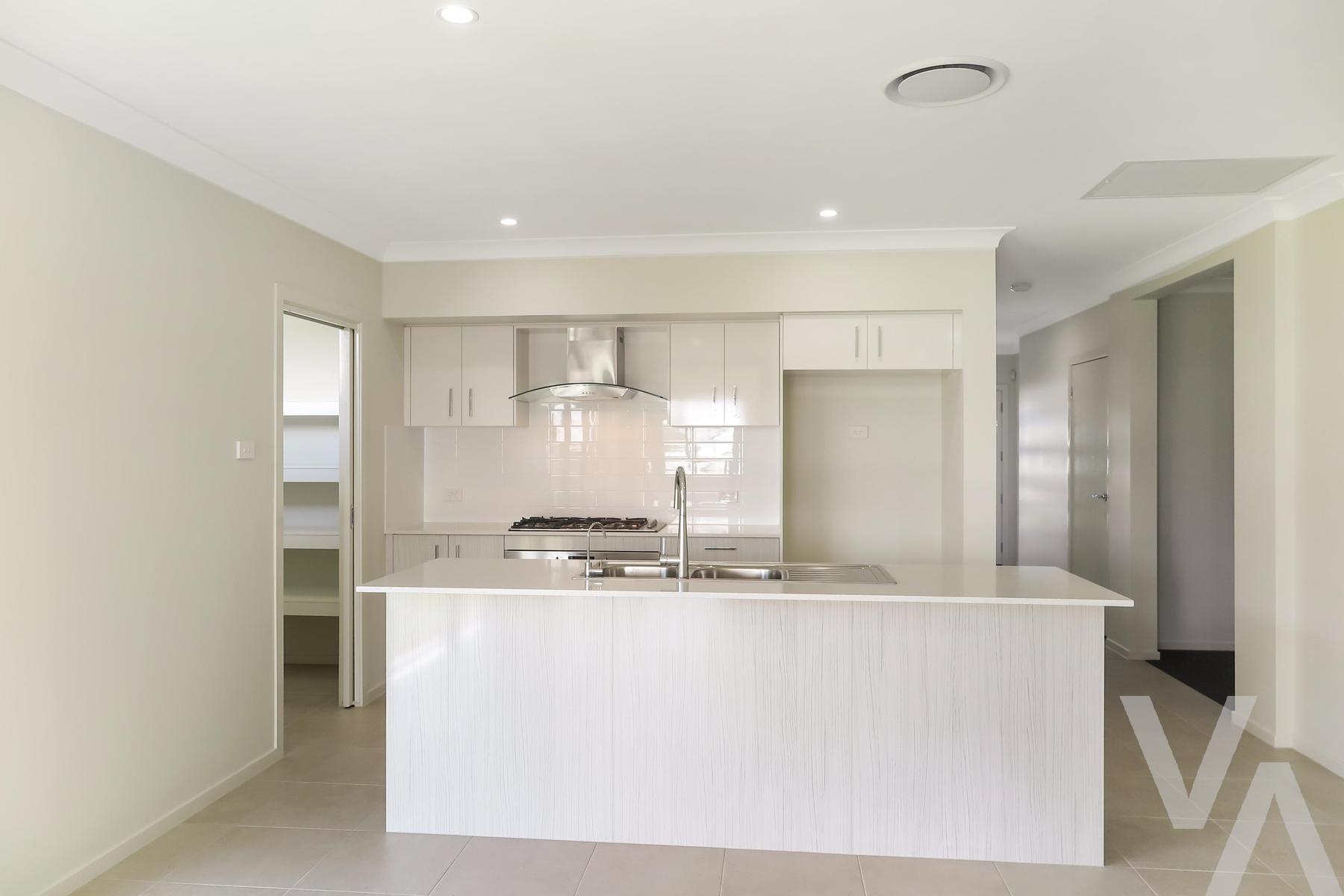72 Sandpiper Circuit Aberglasslyn NSW
