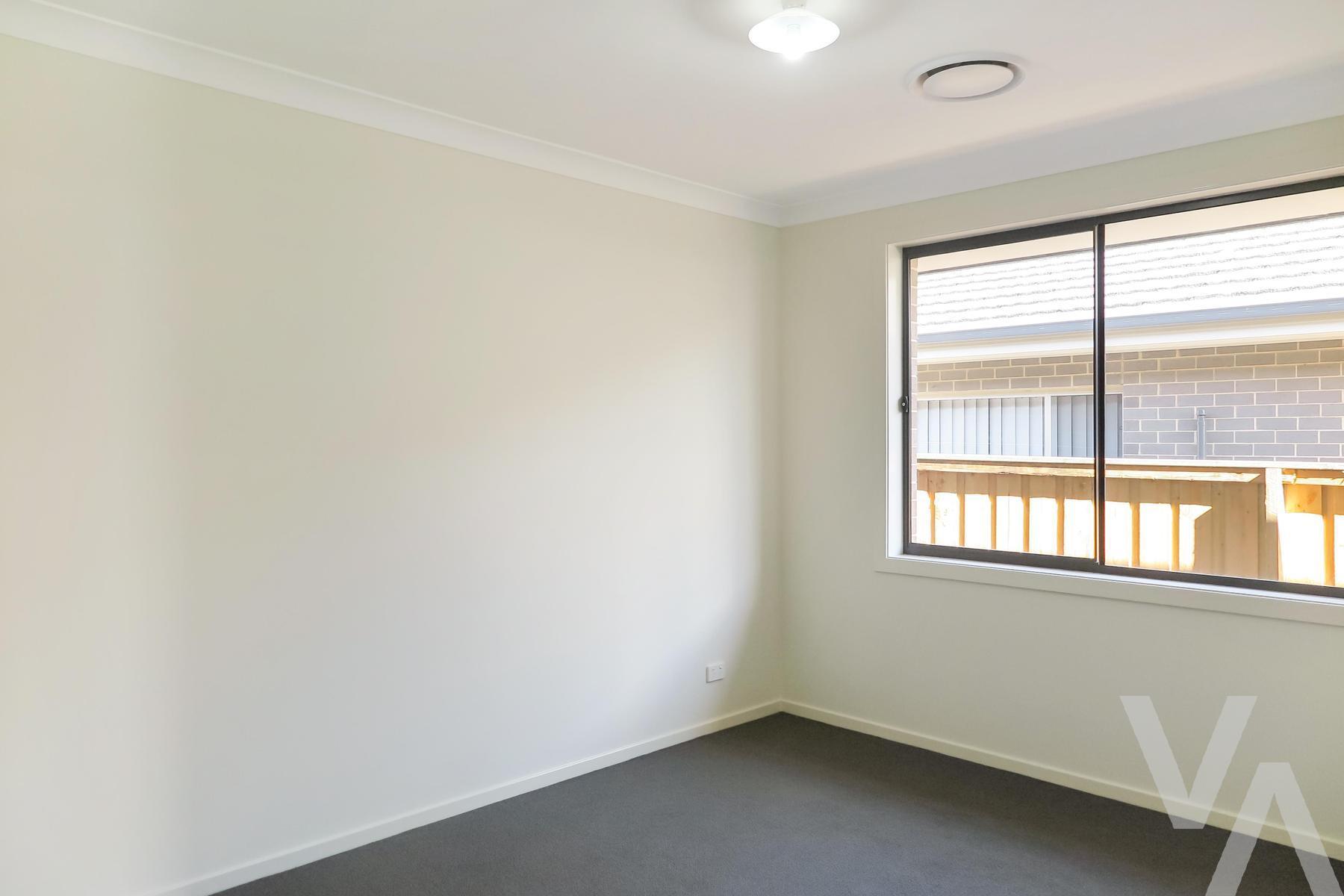 72 Sandpiper Circuit Aberglasslyn NSW