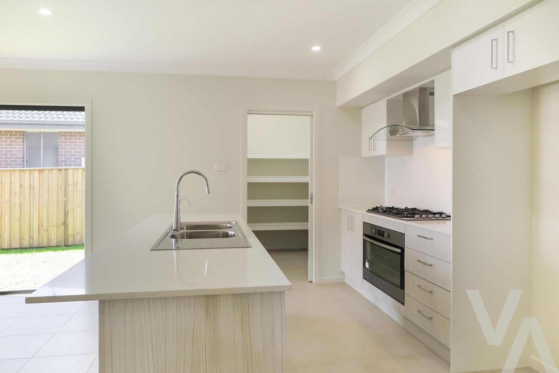72 Sandpiper Circuit Aberglasslyn NSW