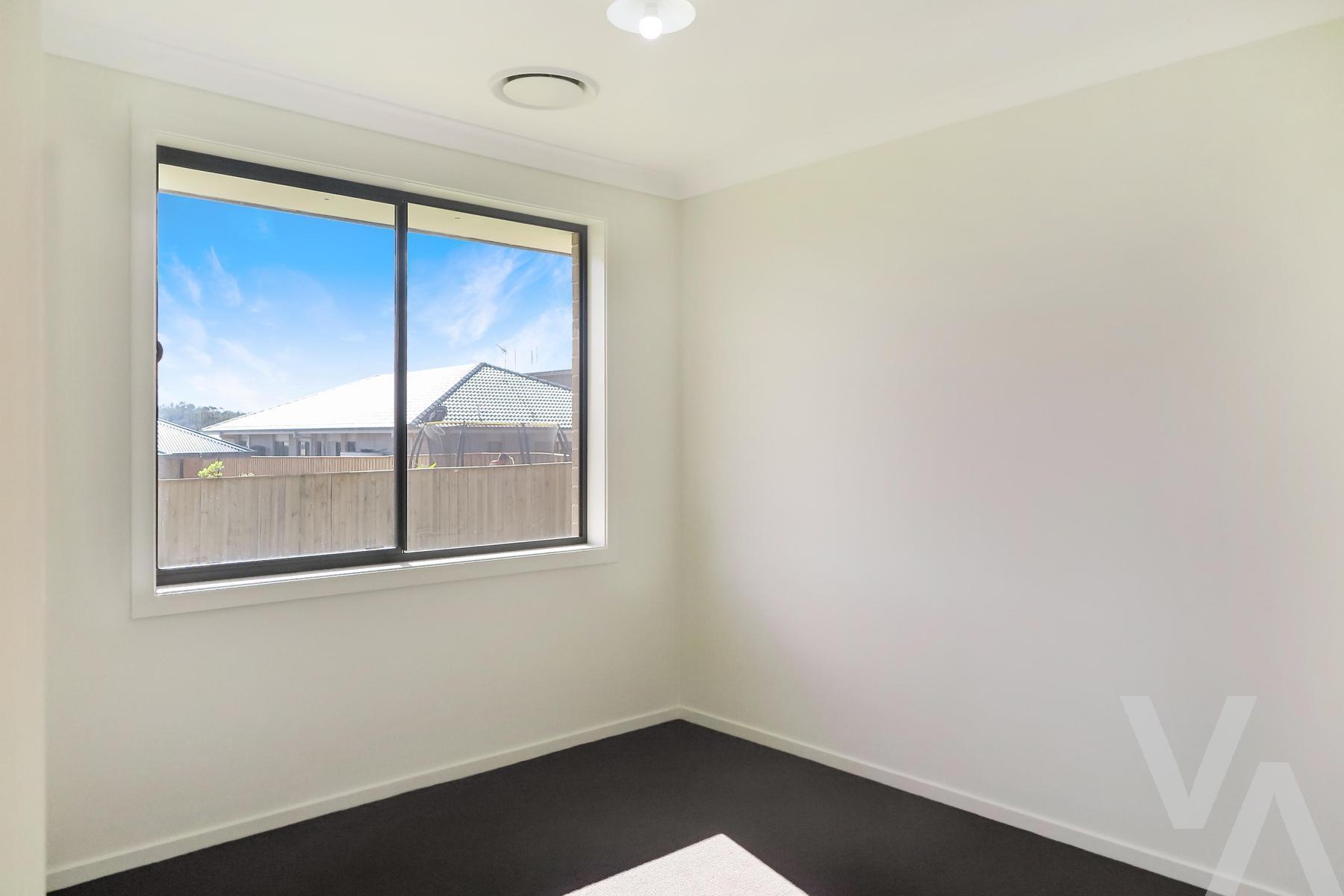 72 Sandpiper Circuit Aberglasslyn NSW