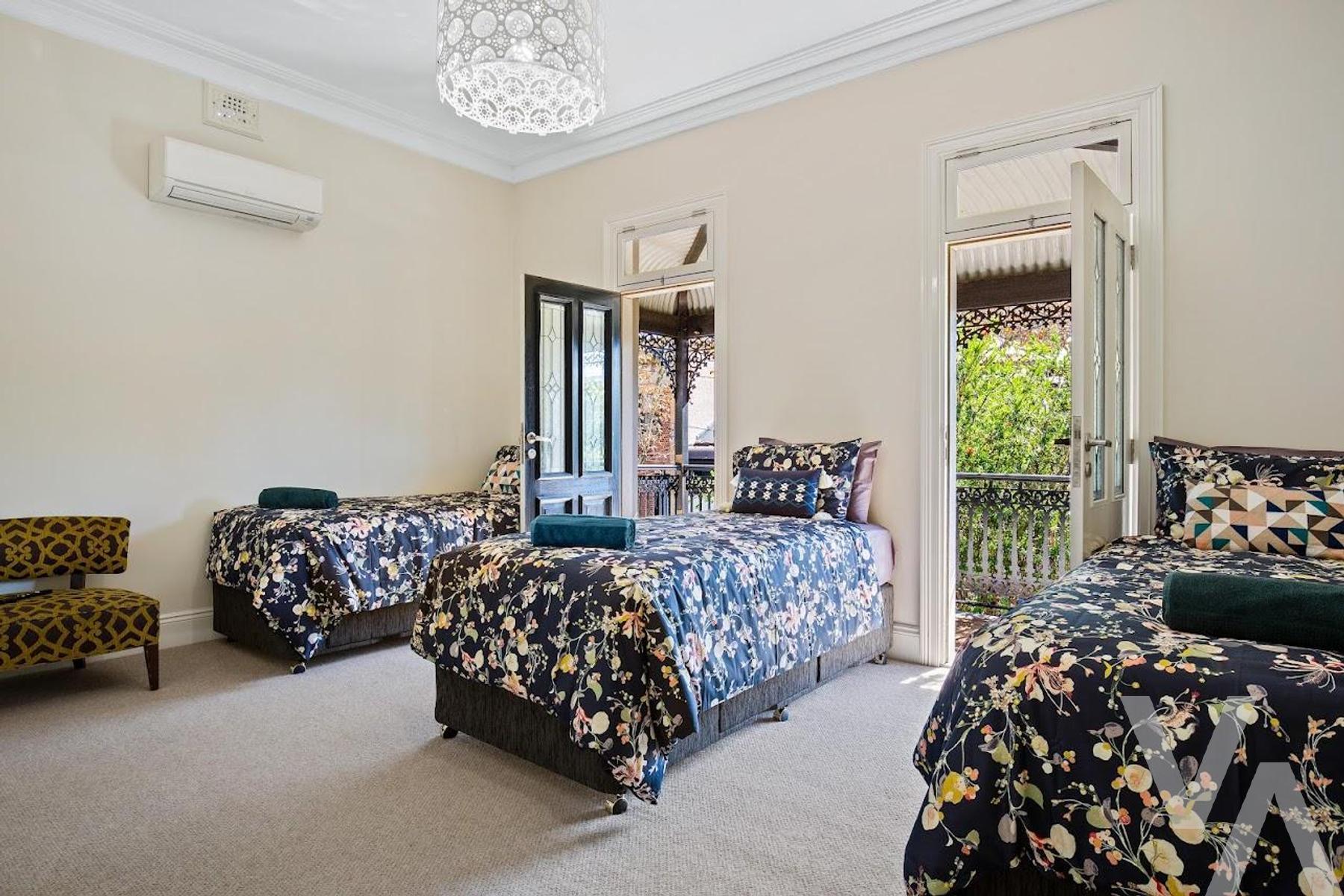 93 Bull Street Cooks Hill NSW