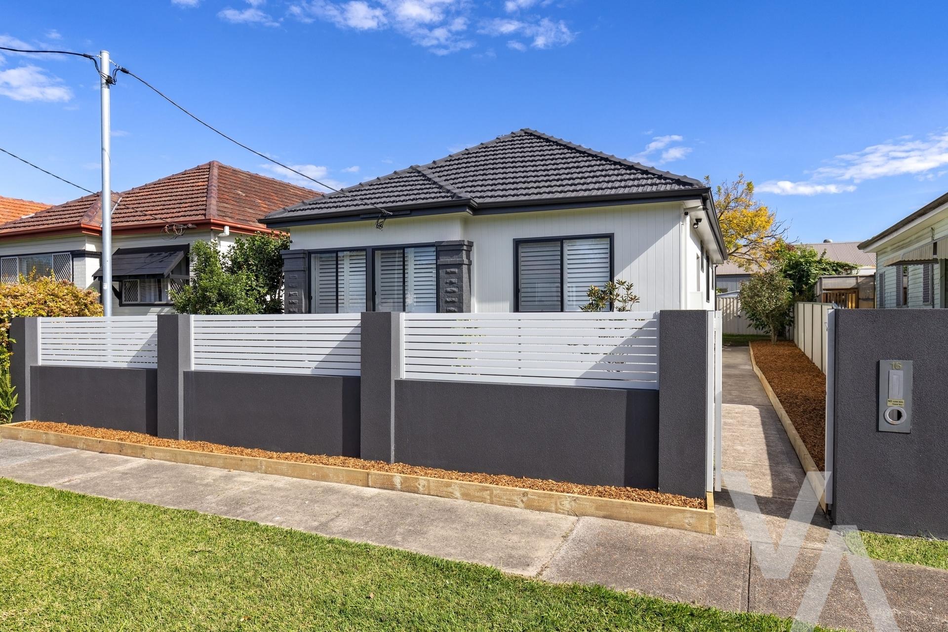 16 Phillips Street Hamilton North NSW