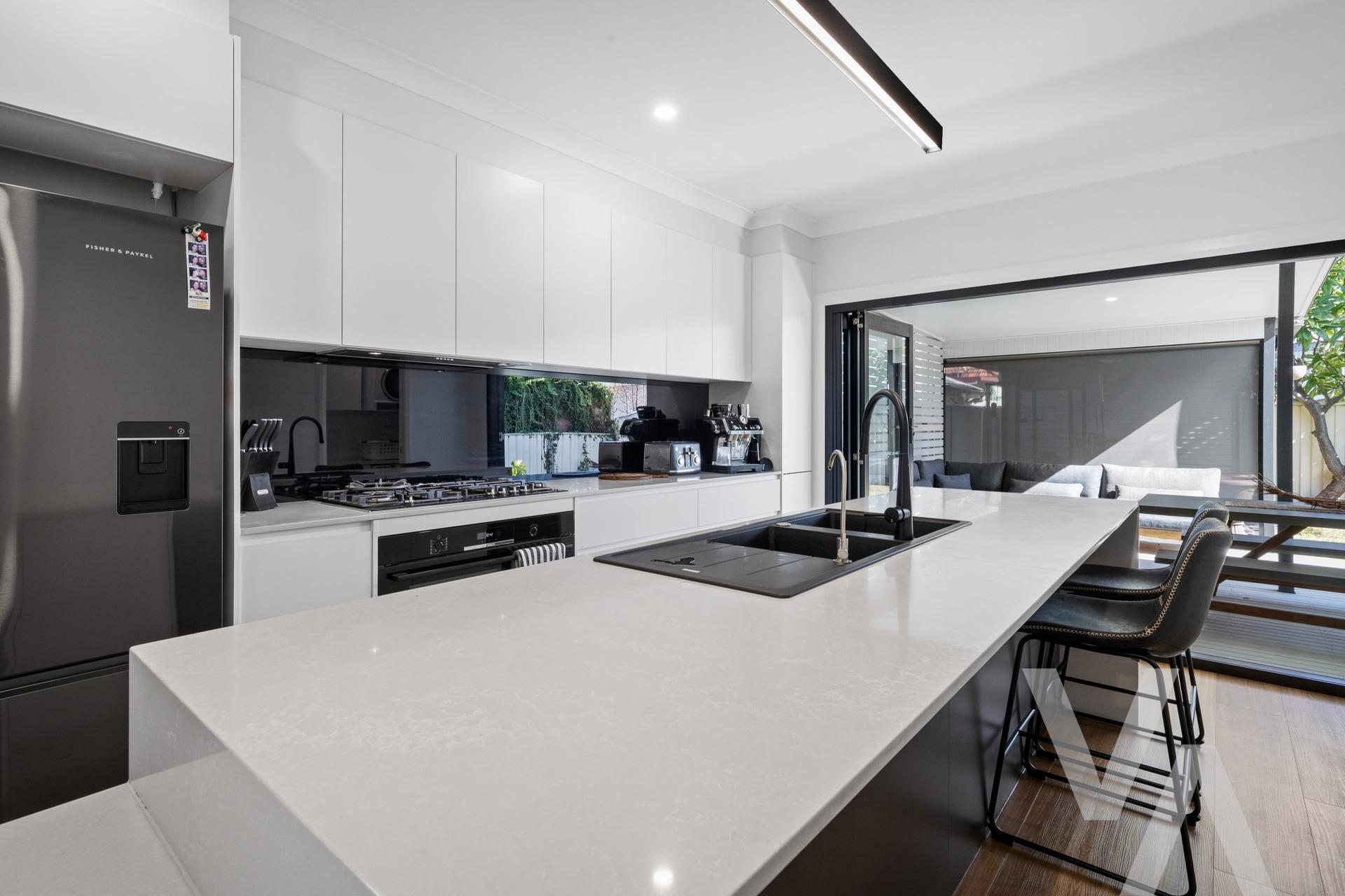 16 Phillips Street Hamilton North NSW