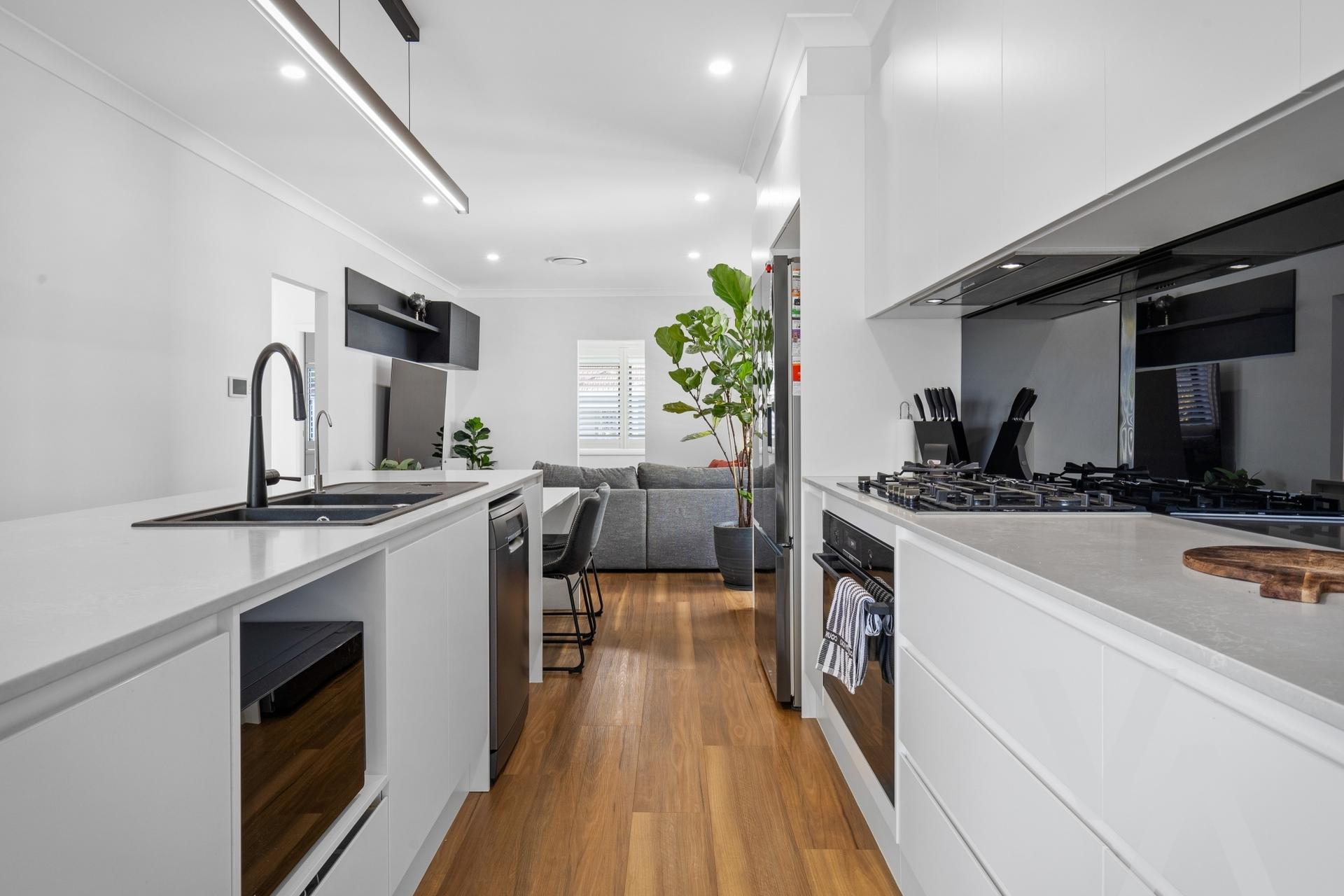 16 Phillips Street Hamilton North NSW