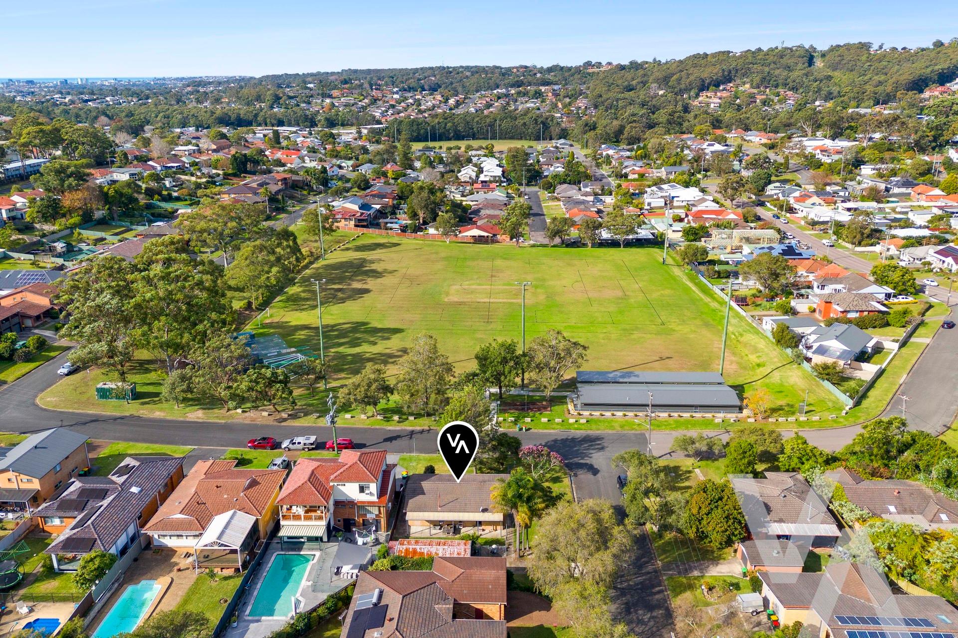10 Lugar  Street Kotara NSW