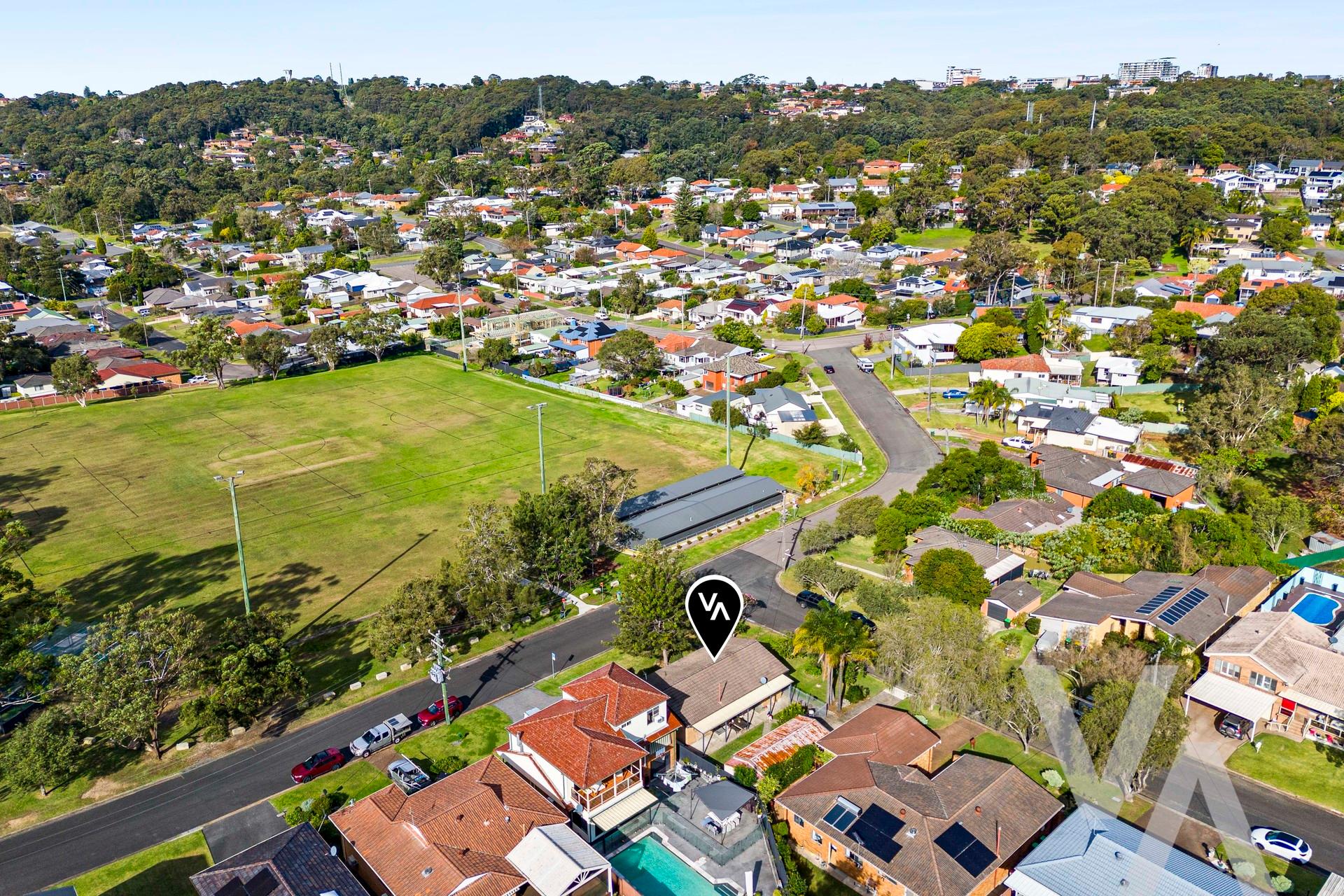 10 Lugar  Street Kotara NSW