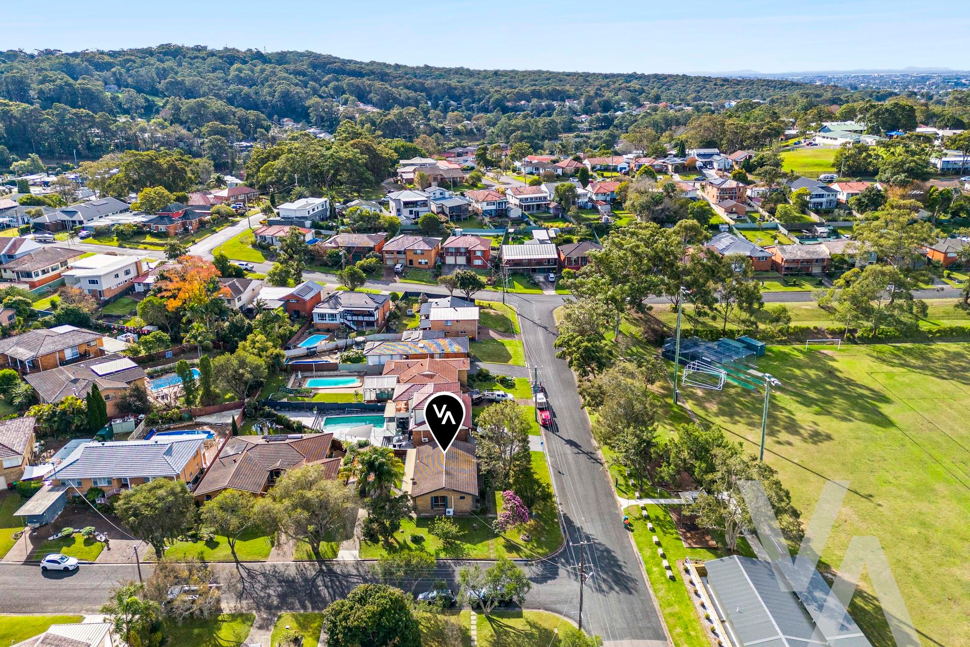 10 Lugar  Street Kotara NSW