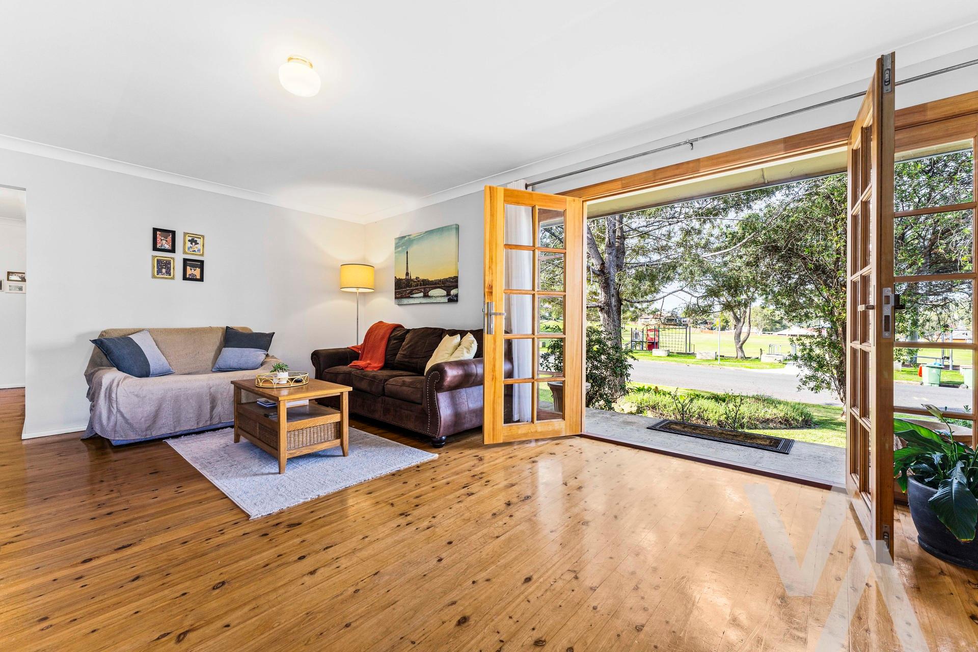 10 Lugar  Street Kotara NSW