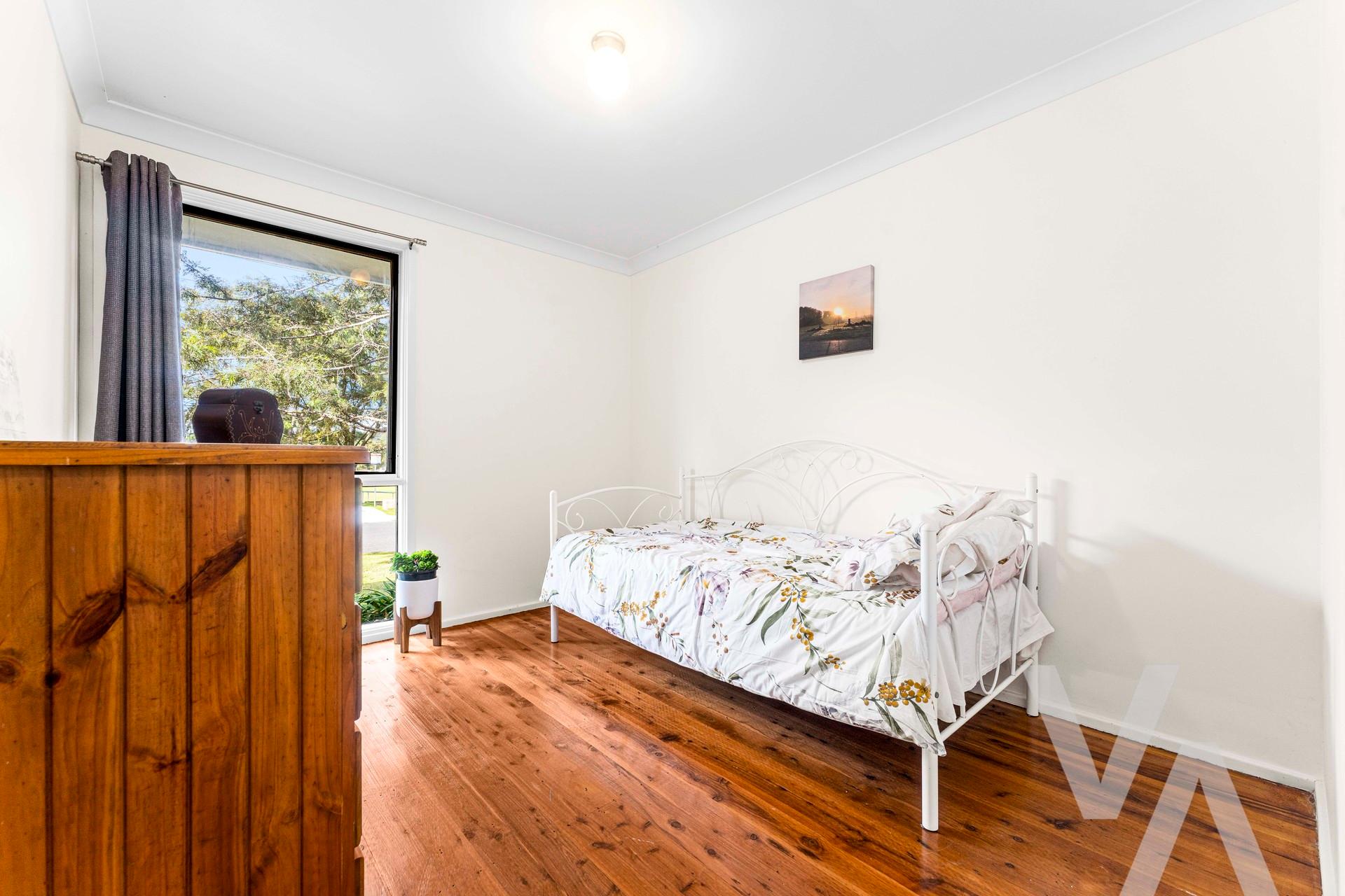 10 Lugar  Street Kotara NSW