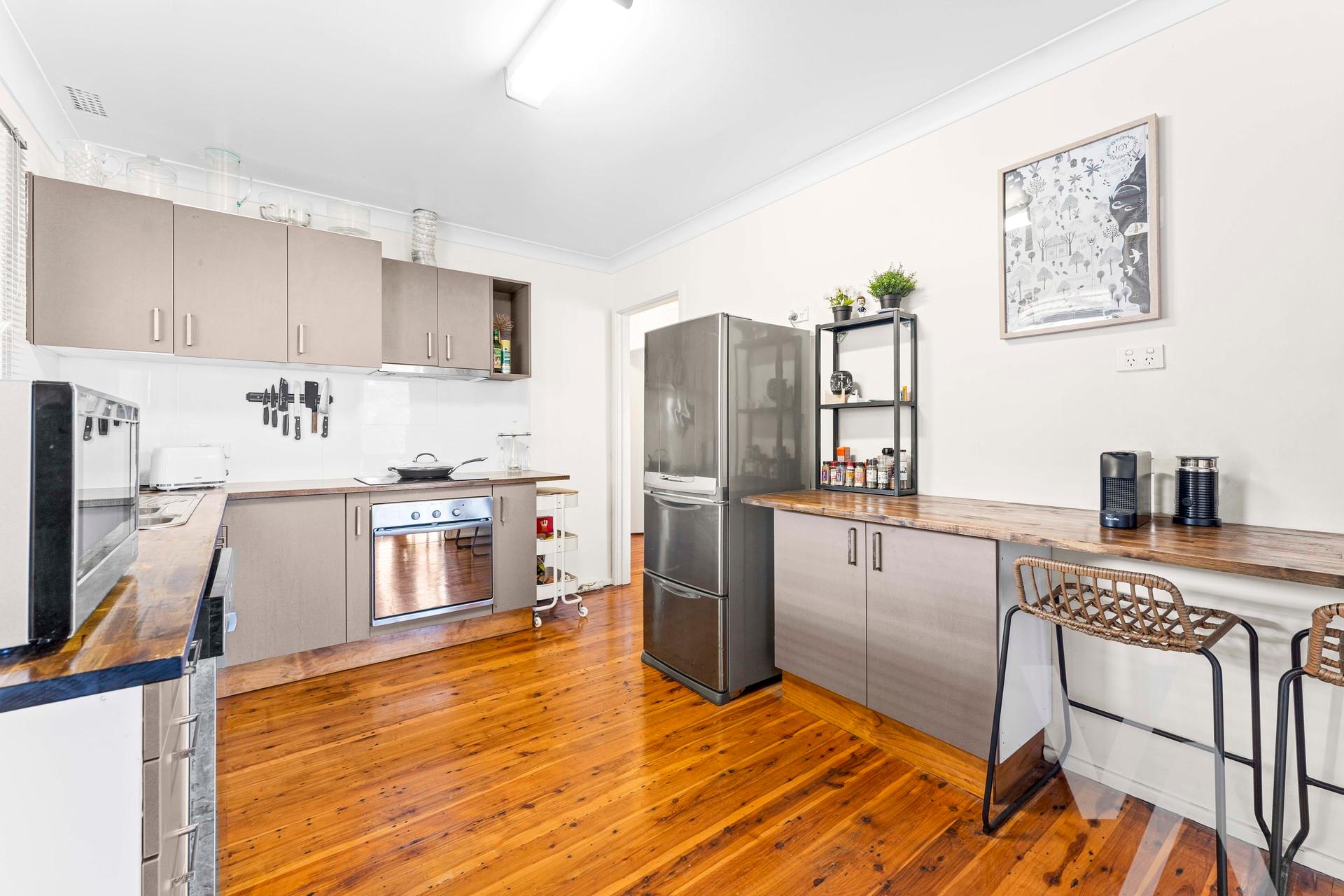 10 Lugar  Street Kotara NSW