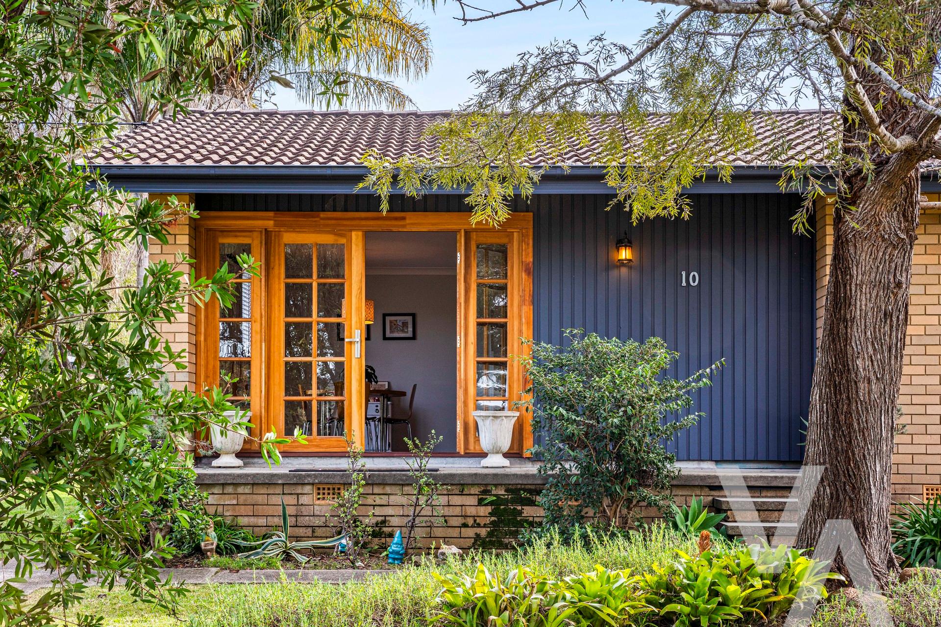 10 Lugar  Street Kotara NSW