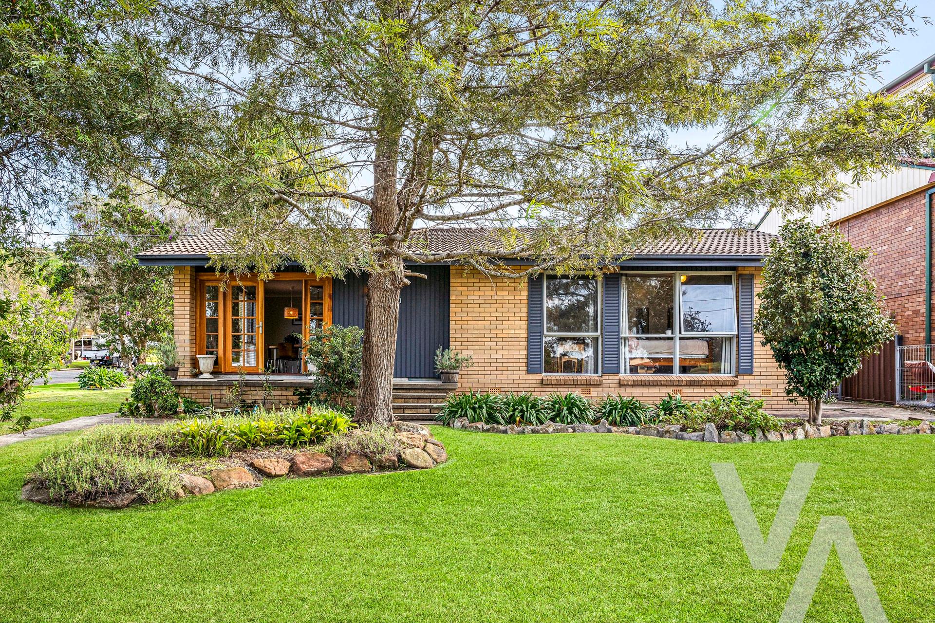 10 Lugar  Street Kotara NSW