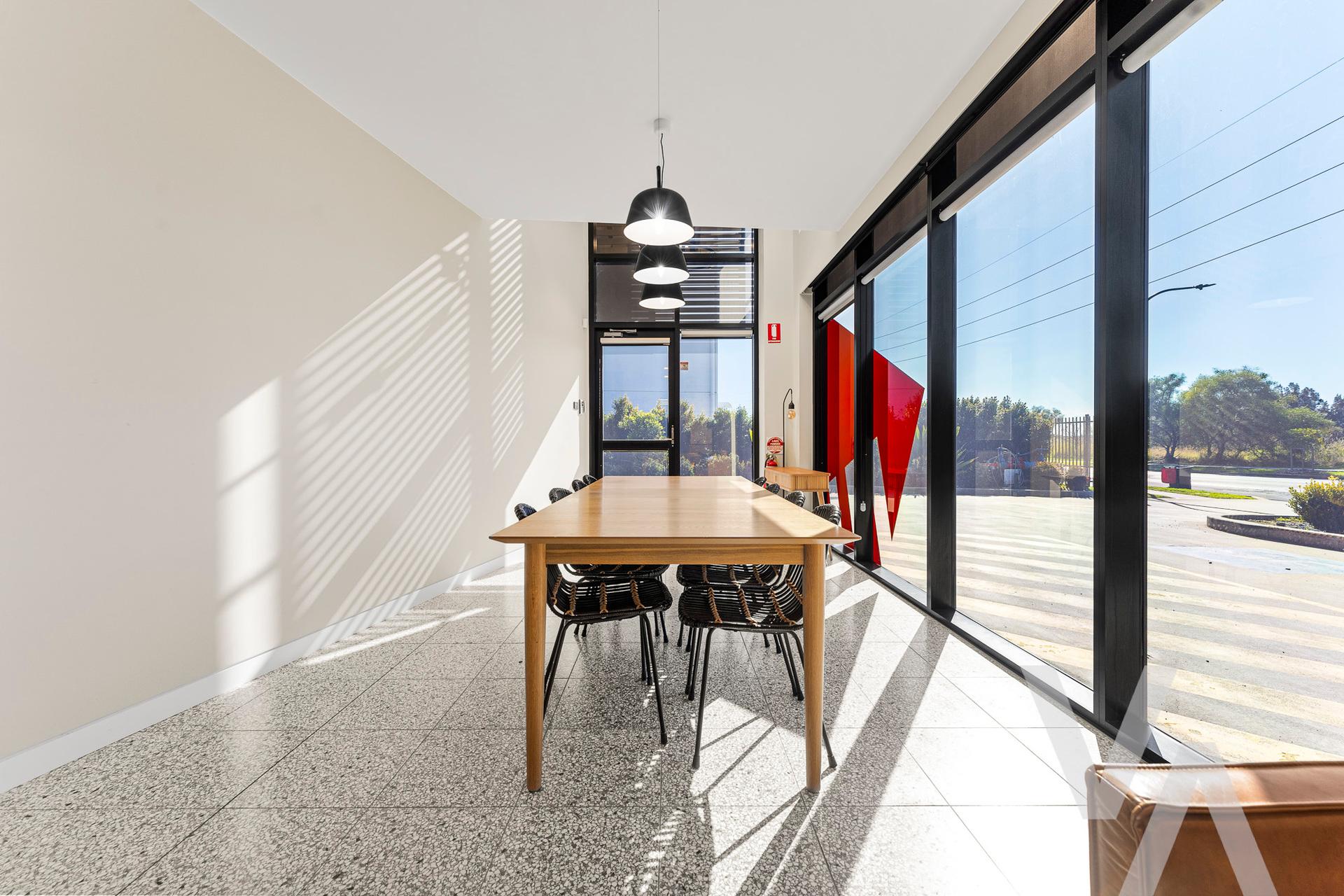 16/11 Riverside Drive  Mayfield West NSW