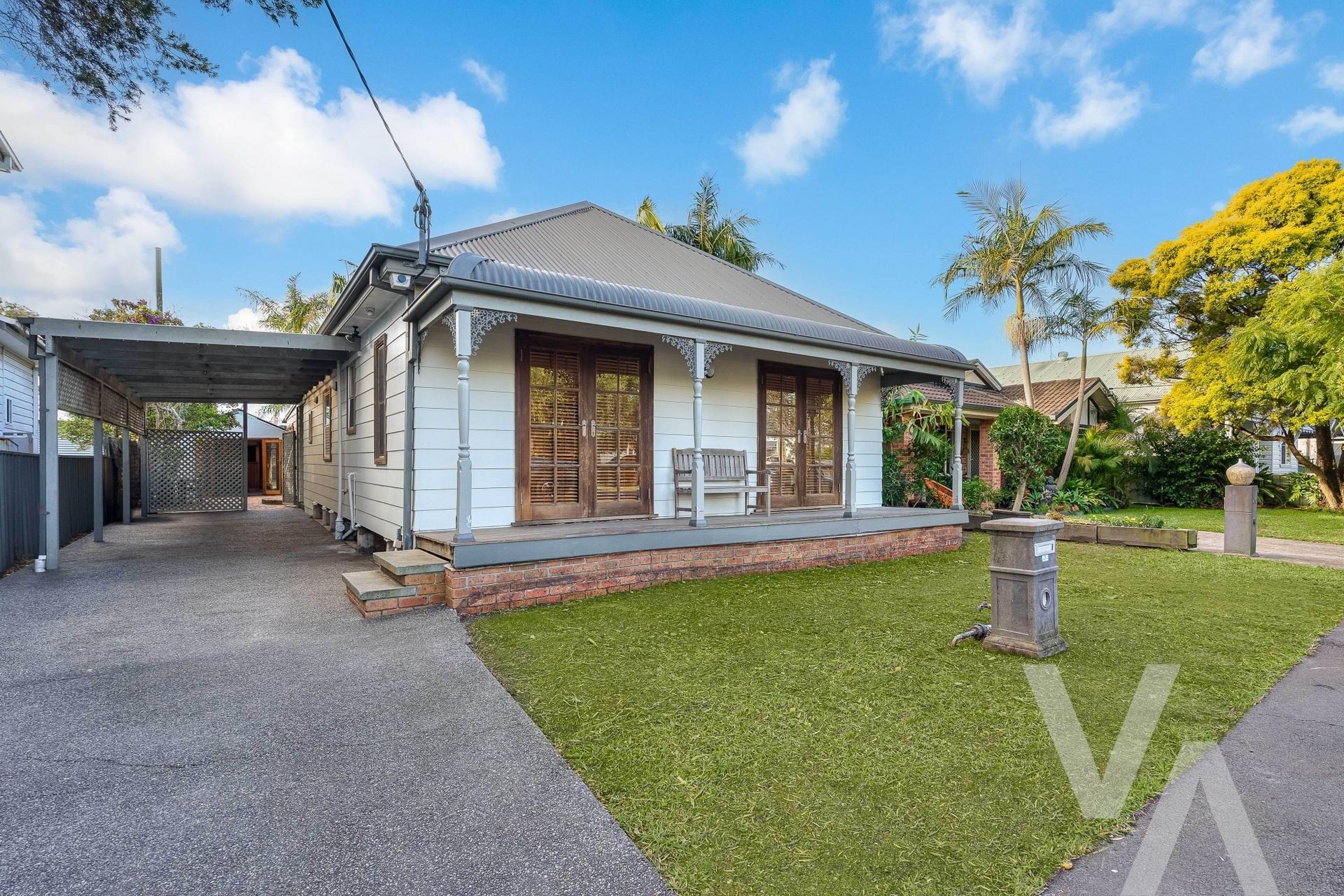 42 Gow Street Hamilton North NSW