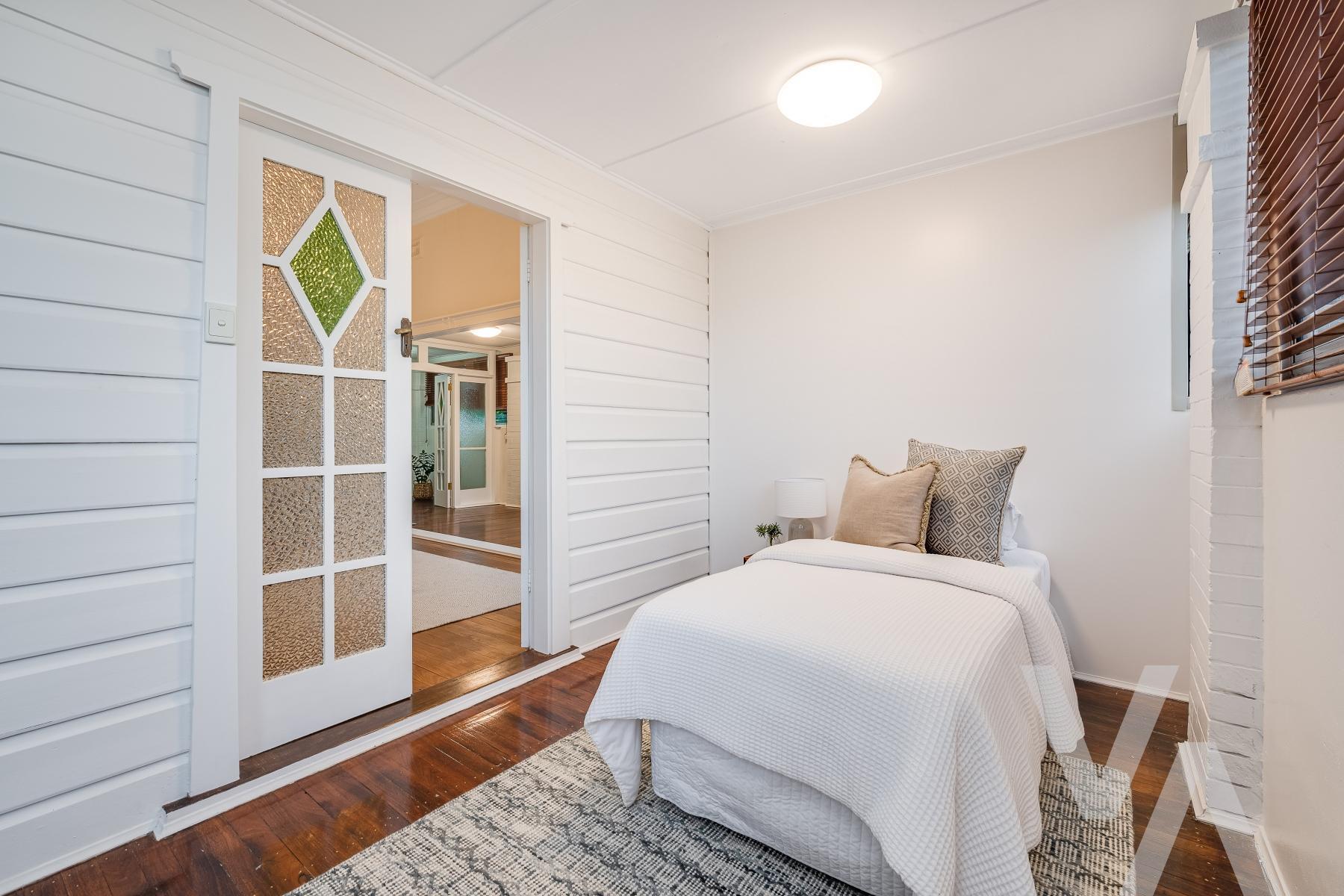 2 Moira Street Adamstown NSW