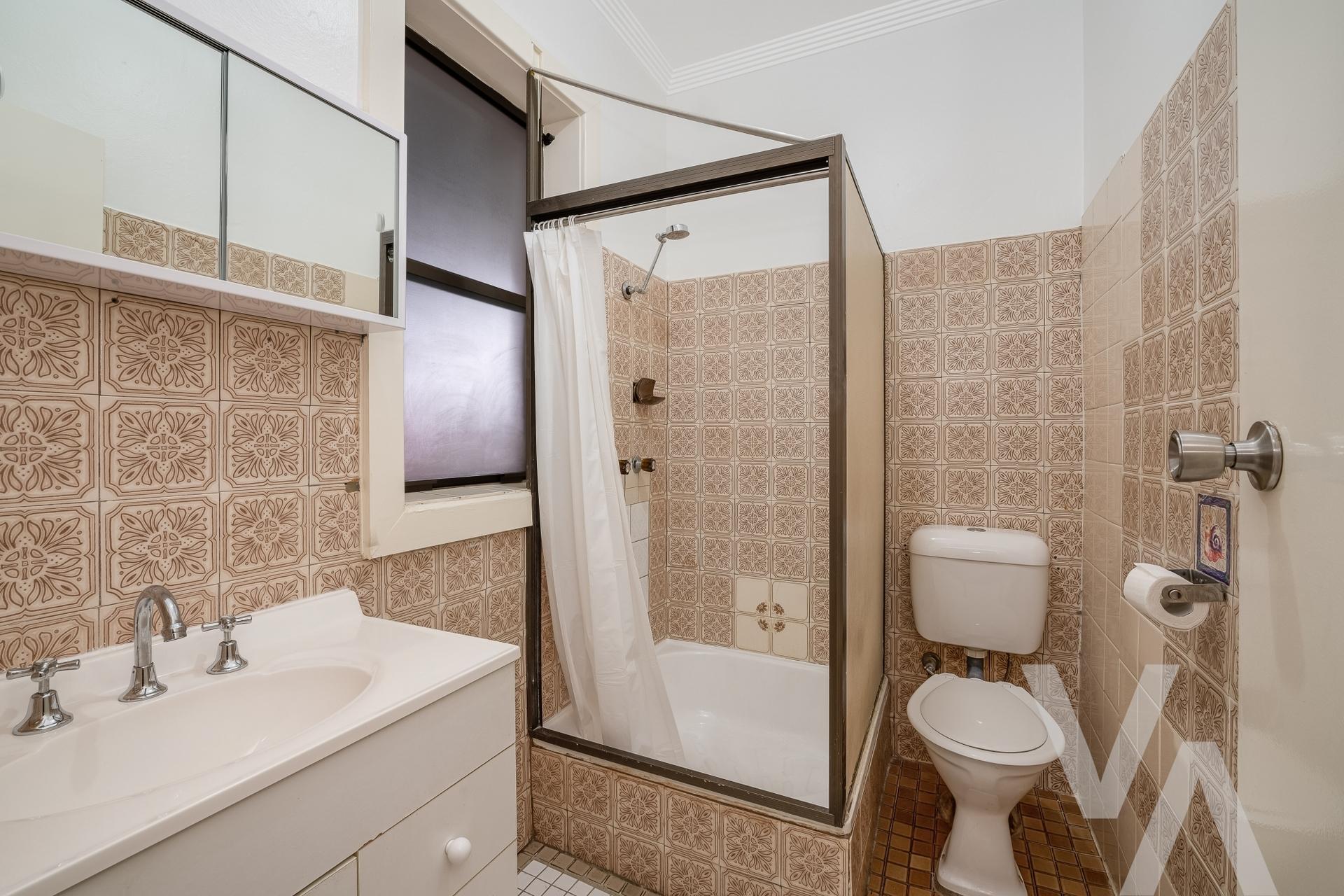 Rear Unit/636 Pacific Highway Belmont NSW