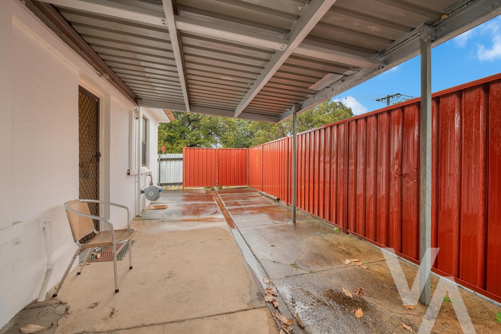Rear Unit/636 Pacific Highway Belmont NSW