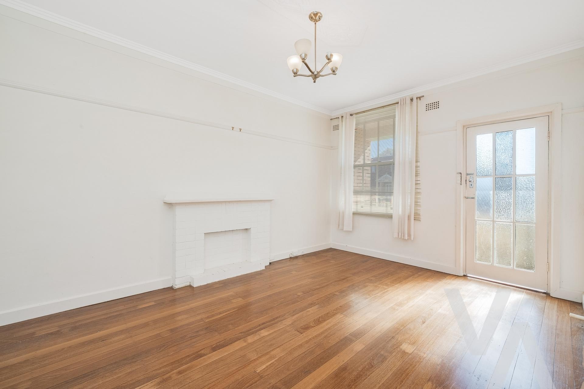 2/159 Denison Street Hamilton NSW