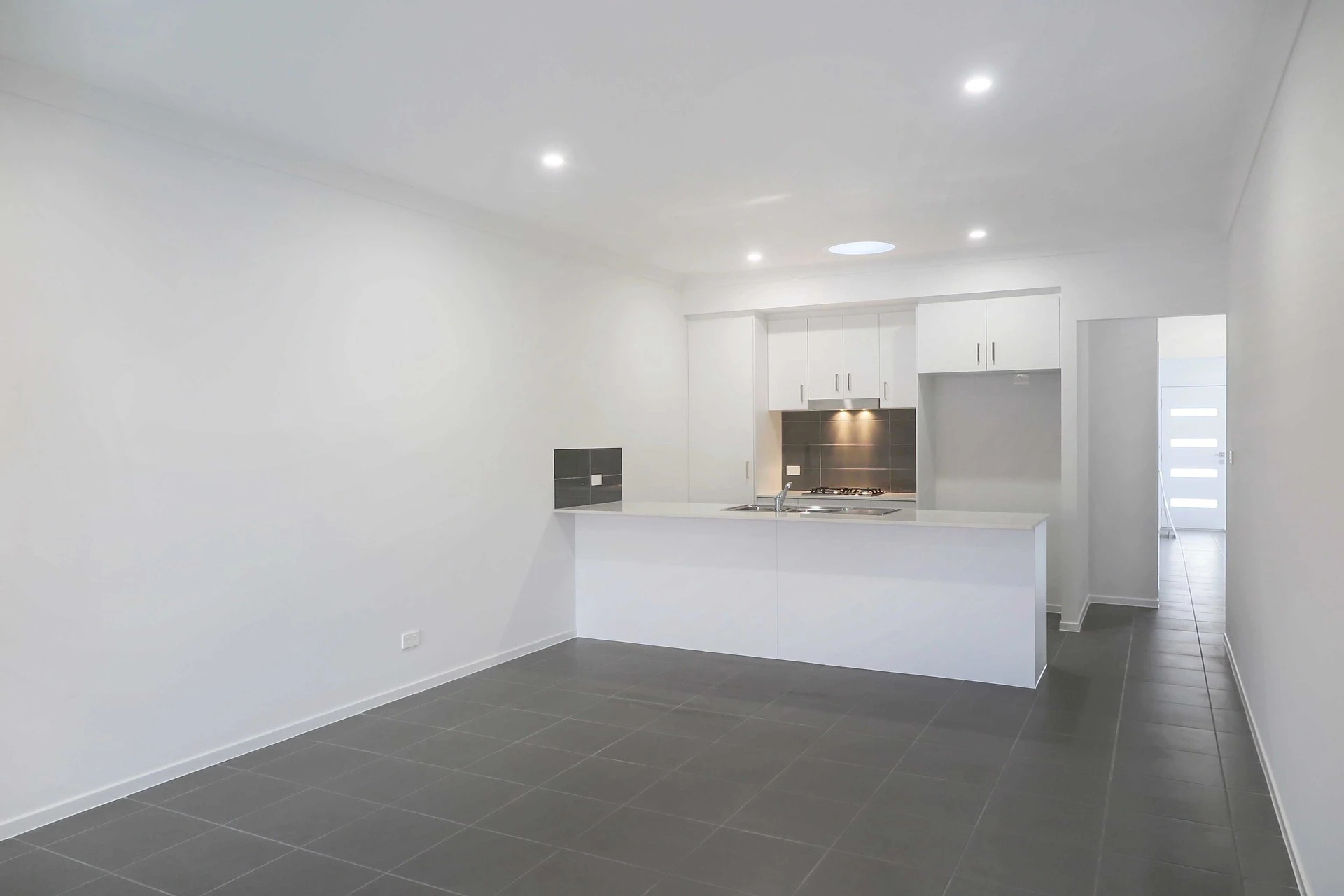1/8 Tumpoa Street Fletcher NSW