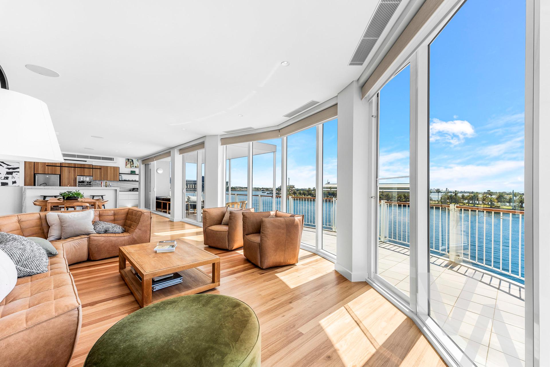 10/304 Wharf Road Newcastle NSW