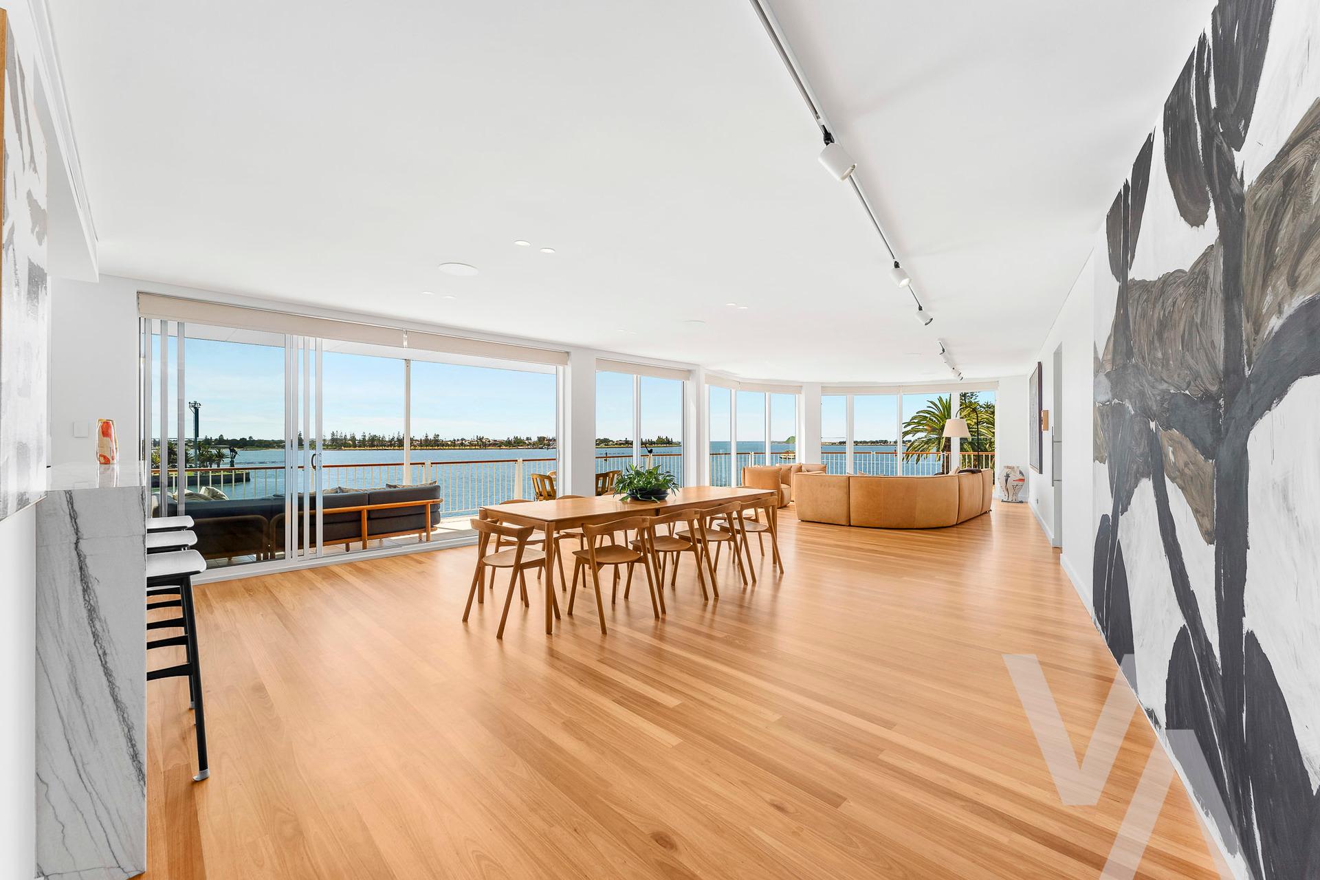 10/304 Wharf Road Newcastle NSW