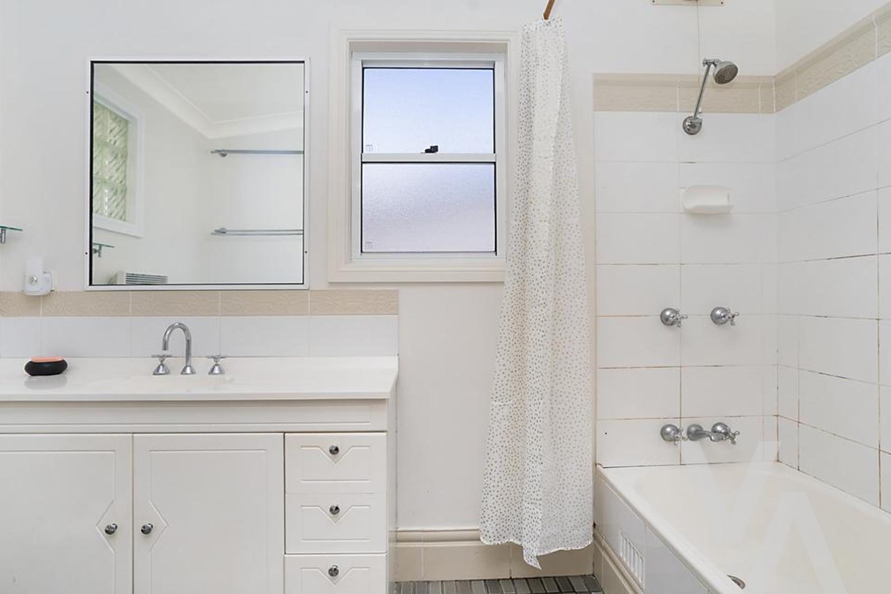 71 Glebe  Road The Junction NSW