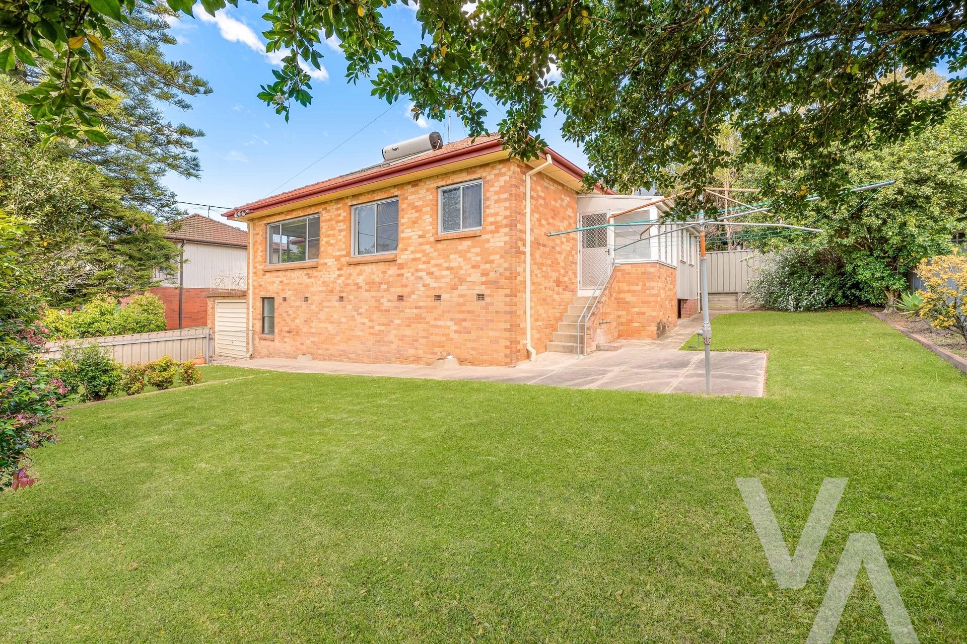 4 Munibung Road Cardiff NSW