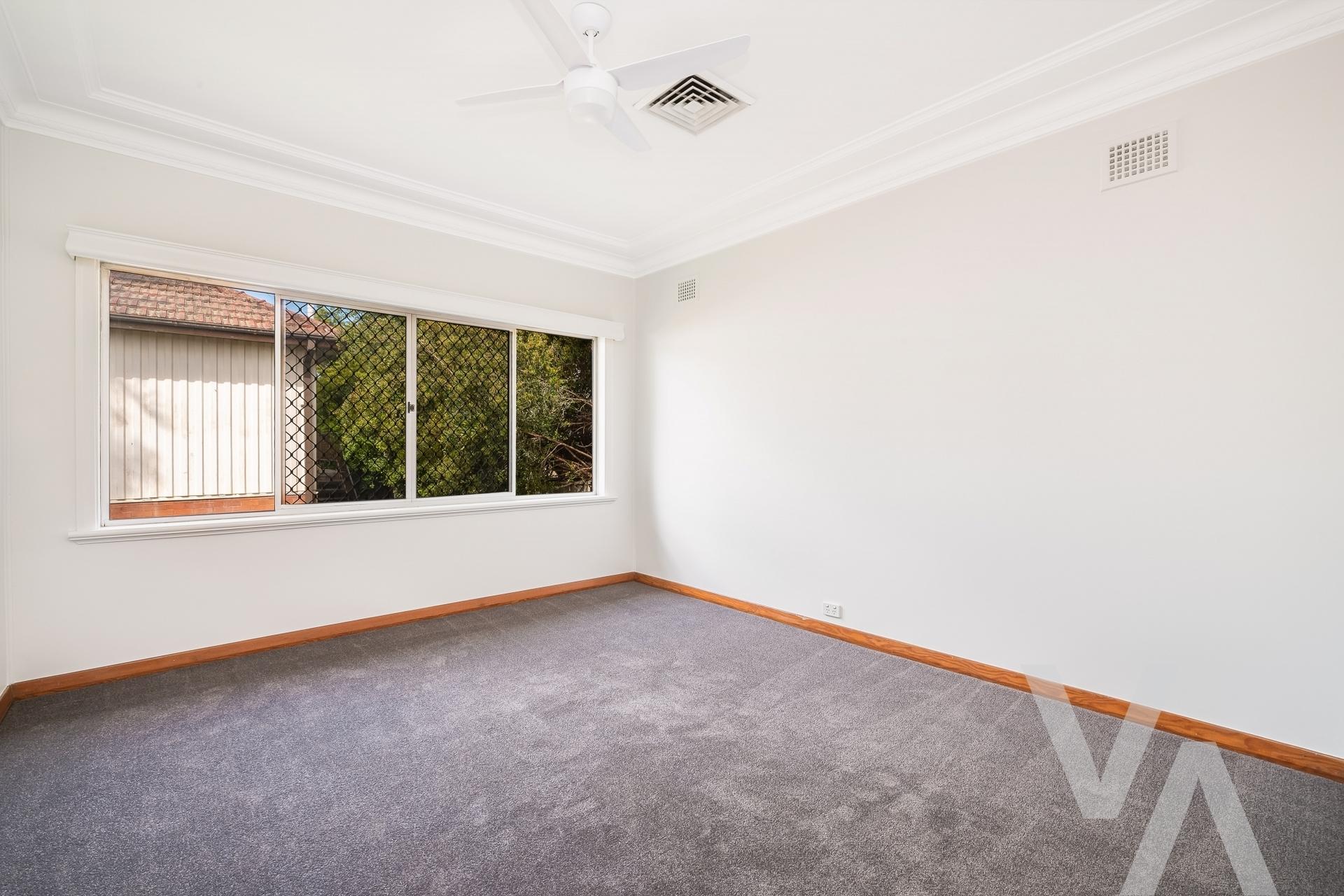 4 Munibung Road Cardiff NSW