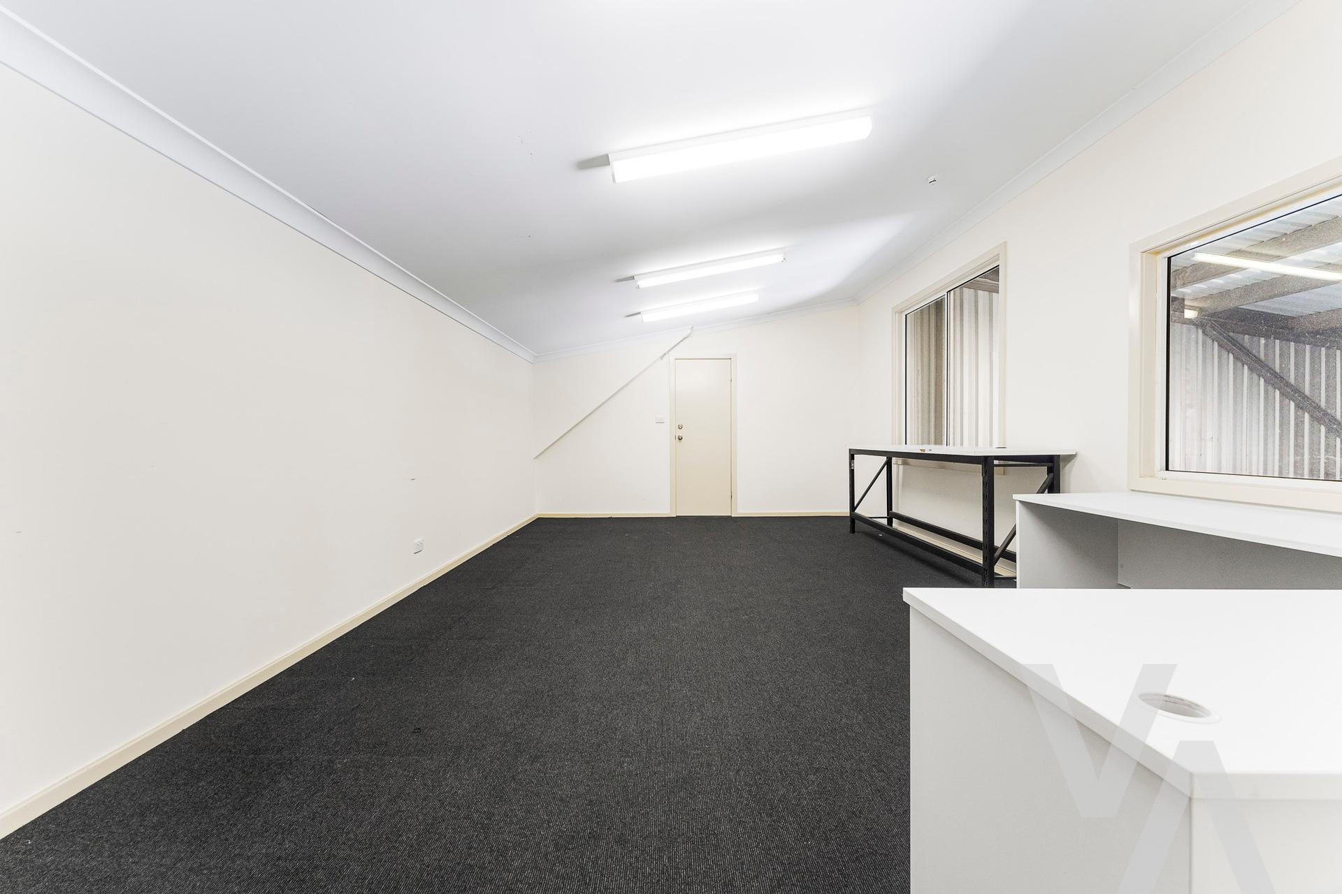 1/200 Macquarie  Road Warners Bay NSW