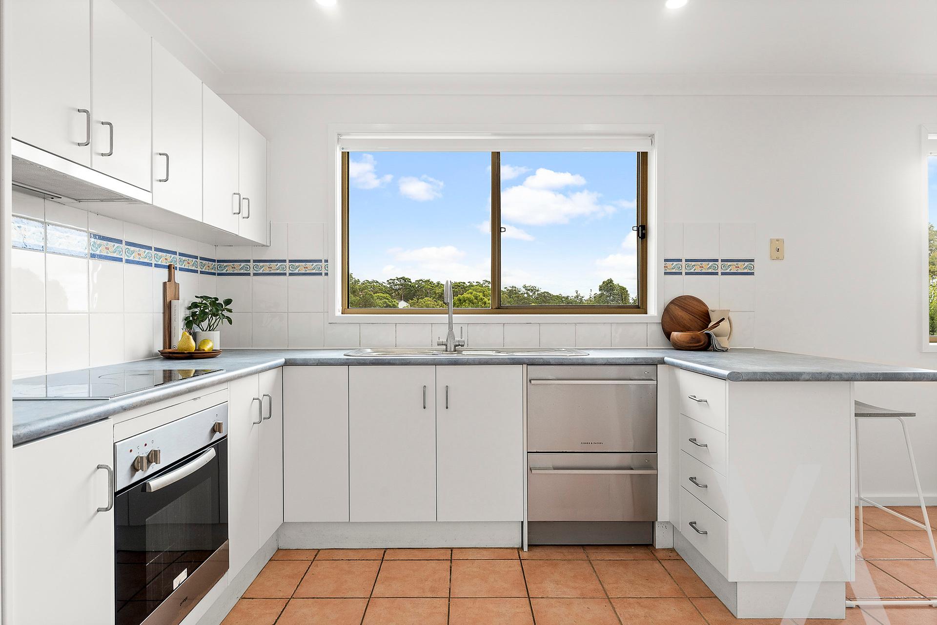 3 Canopus Close Marmong Point NSW