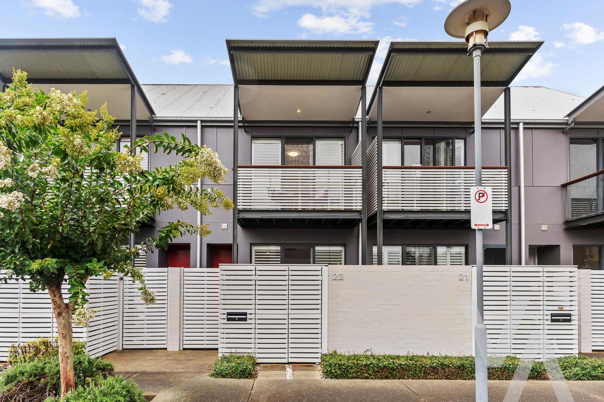 22/1 Forbes Street Carrington NSW