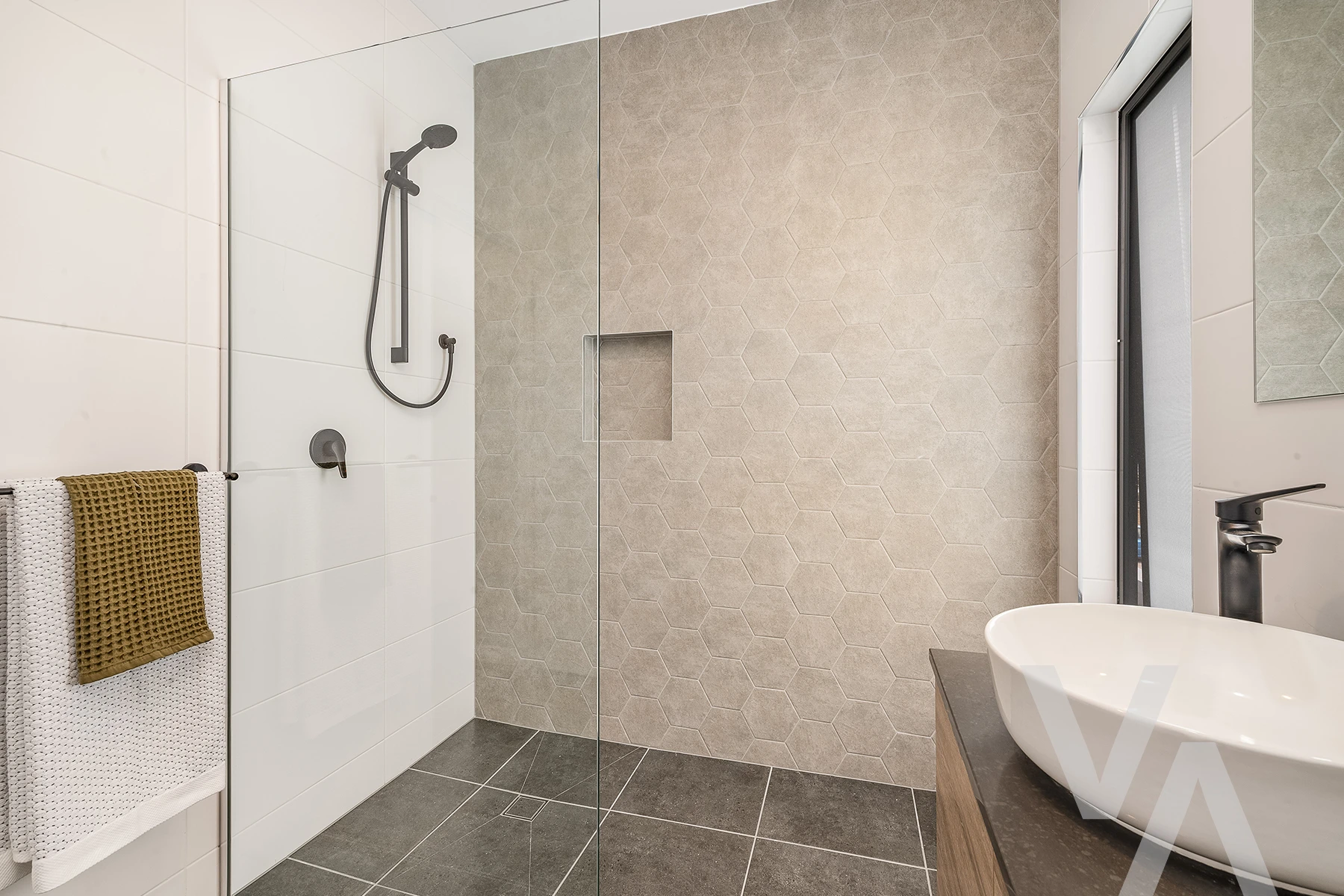 1/165 Teralba Road Adamstown NSW