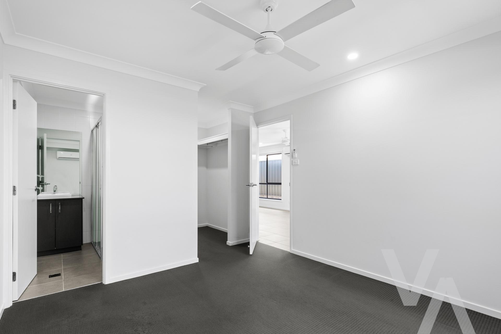 15b Karoburra Avenue Fletcher NSW