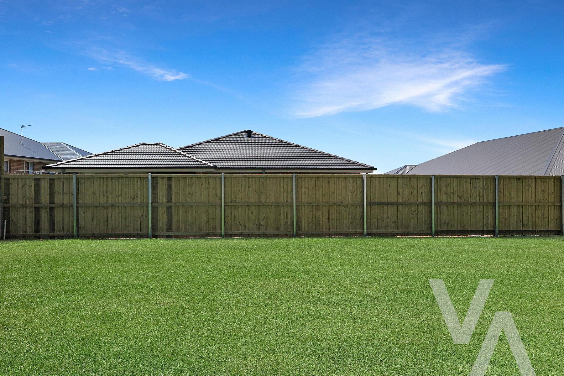 23 Arklow Crescent Chisholm NSW