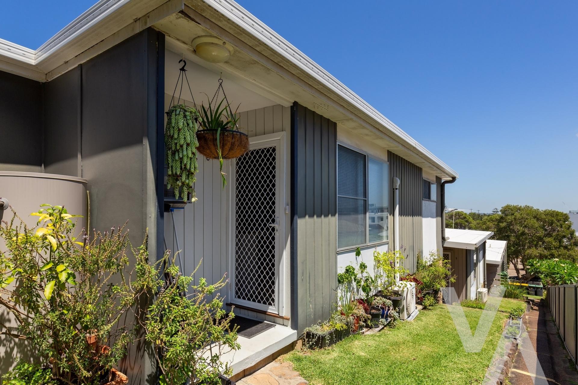 6/129 Brooks Street Bar Beach NSW