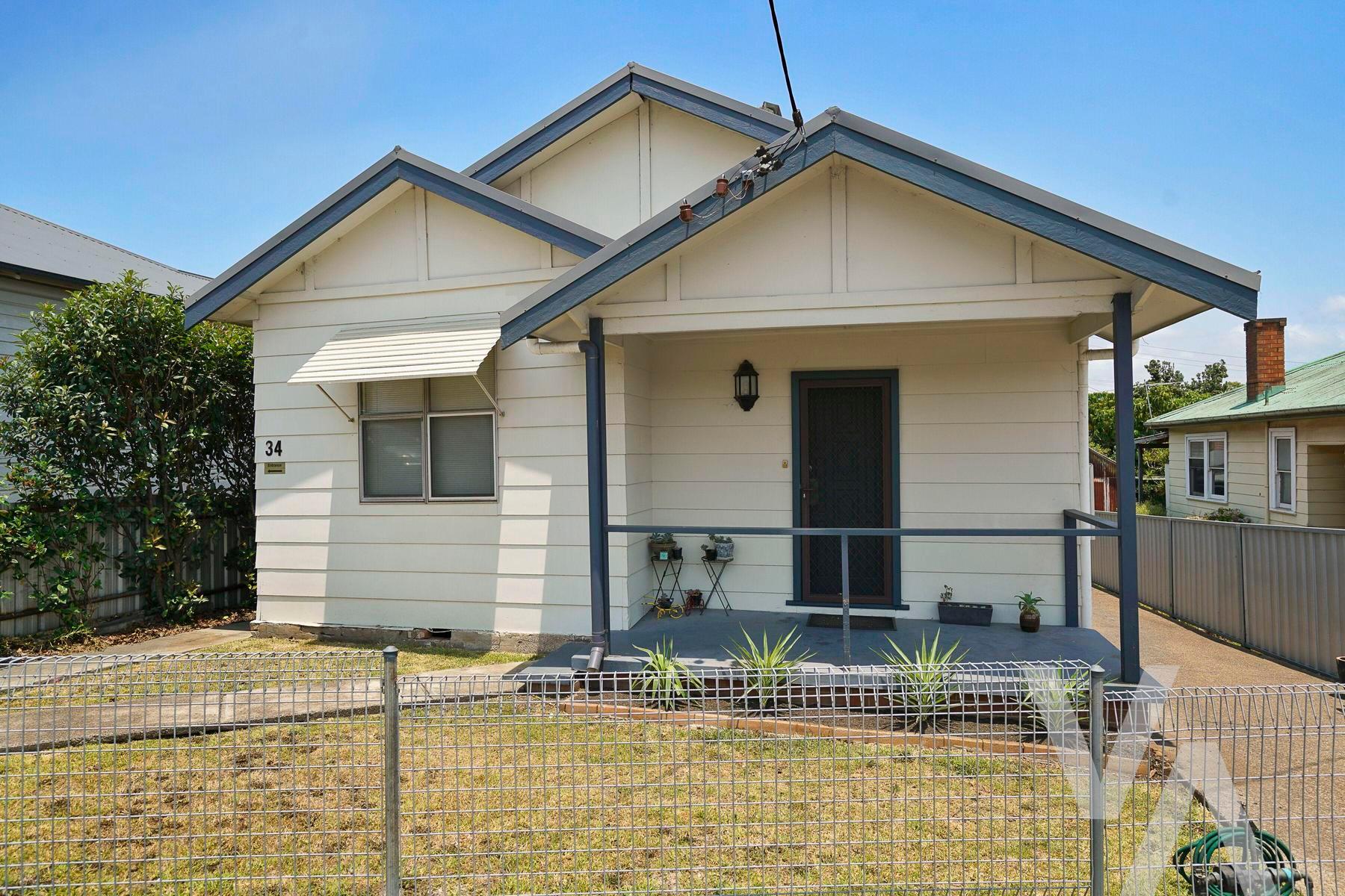 Waratah West