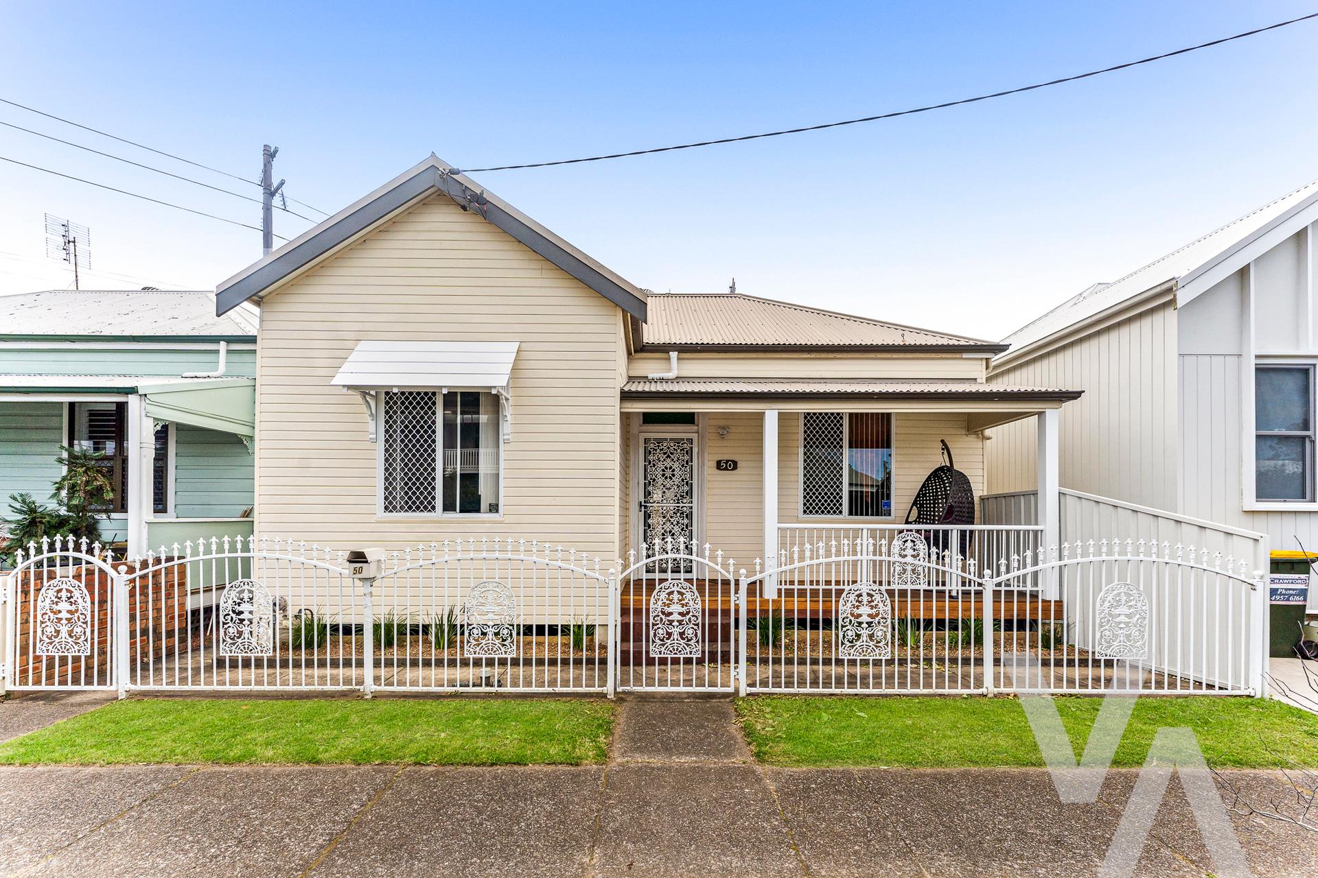 50 Gulliver Street Hamilton NSW