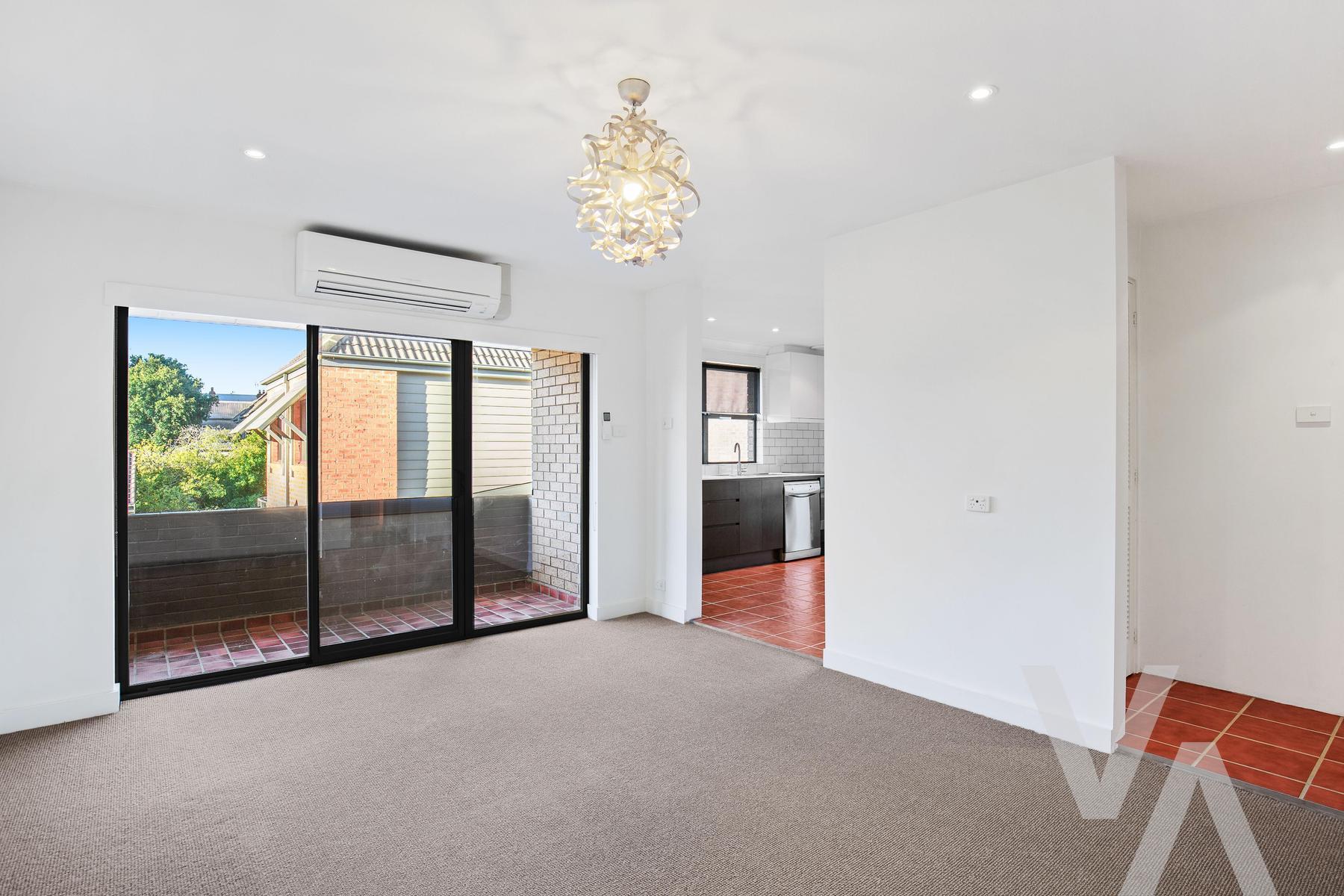 2/40 Bruce Street Cooks Hill NSW