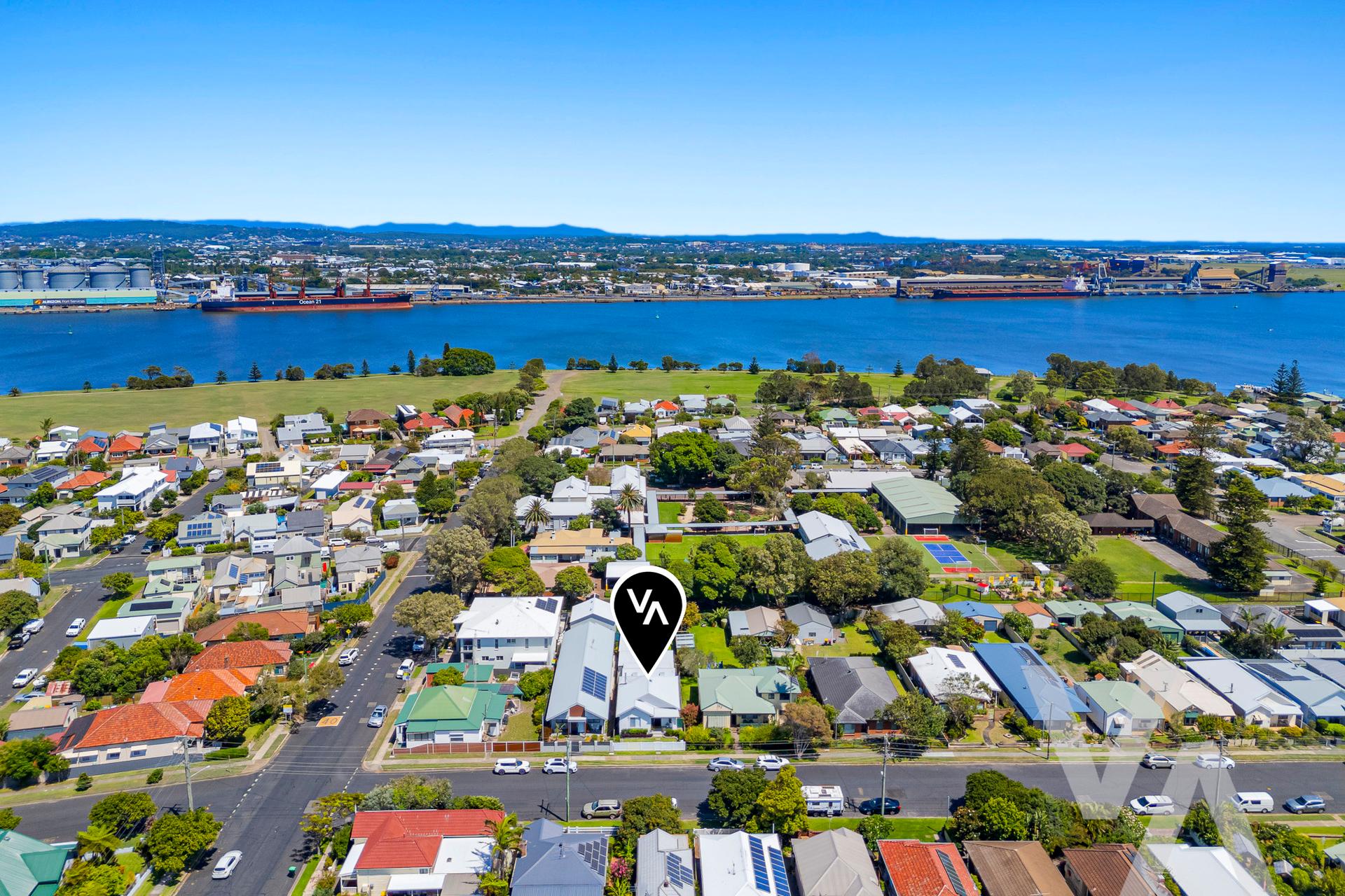 39 Roxburgh  Street Stockton NSW