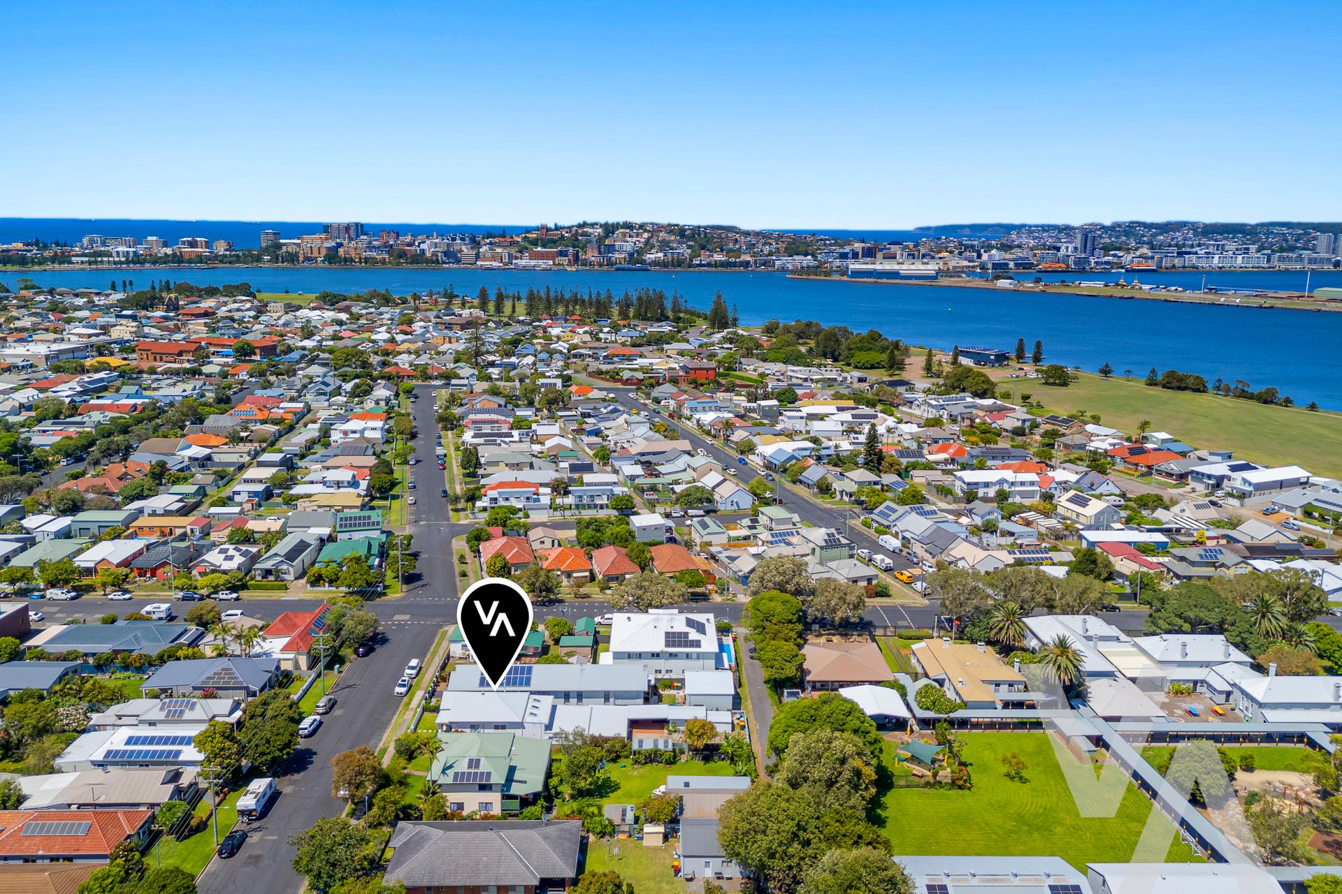 39 Roxburgh  Street Stockton NSW