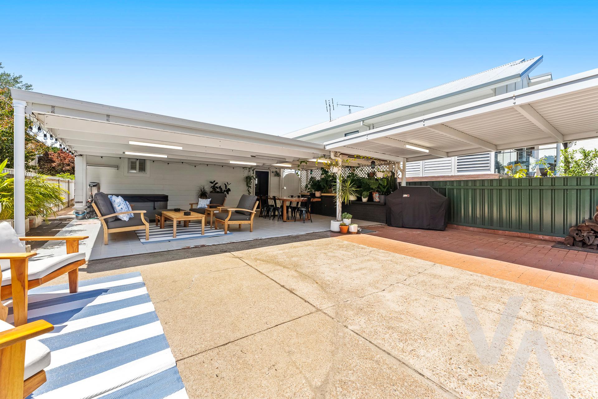 39 Roxburgh  Street Stockton NSW