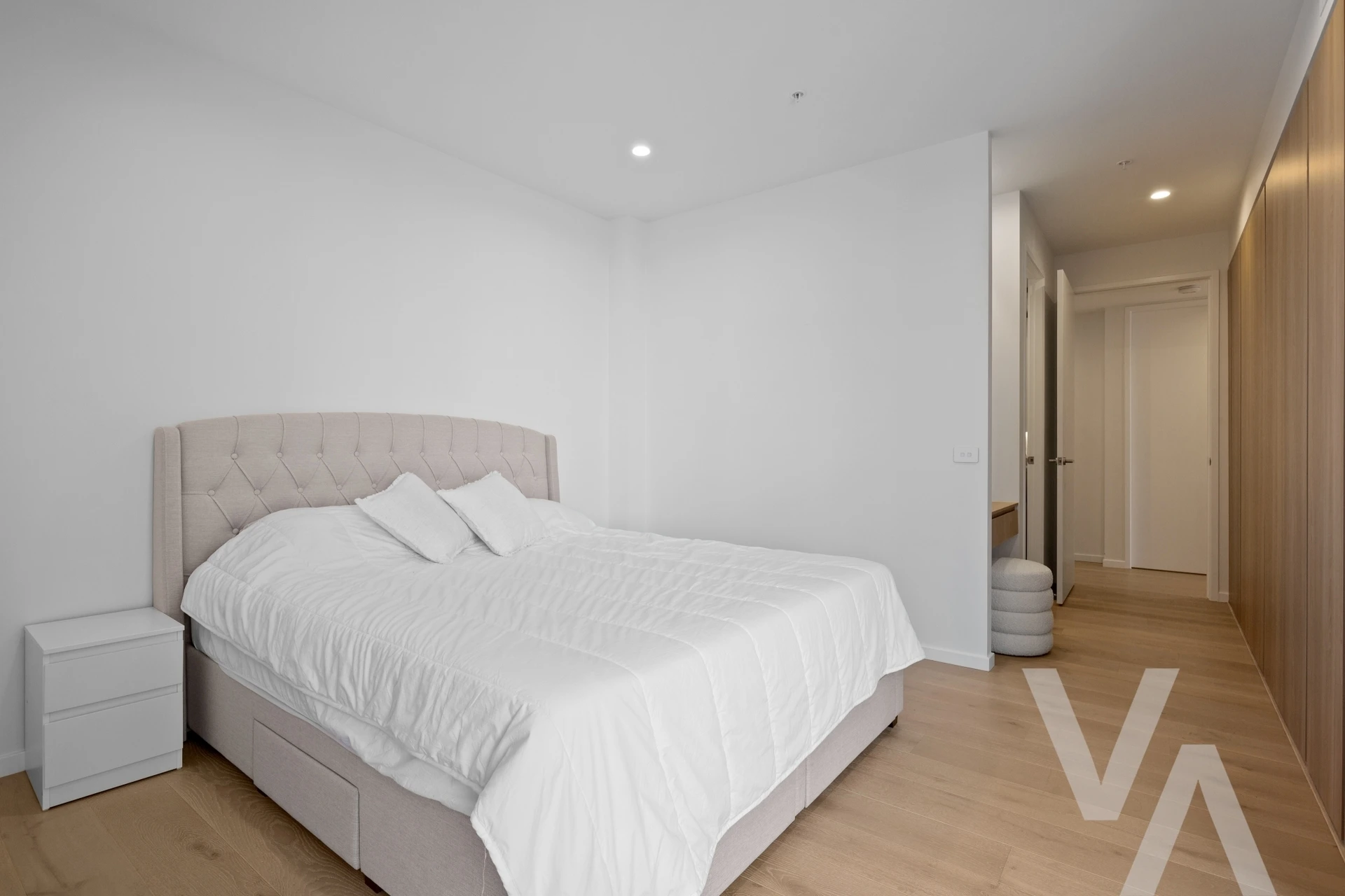 501/45 Honeysuckle Drive Newcastle NSW