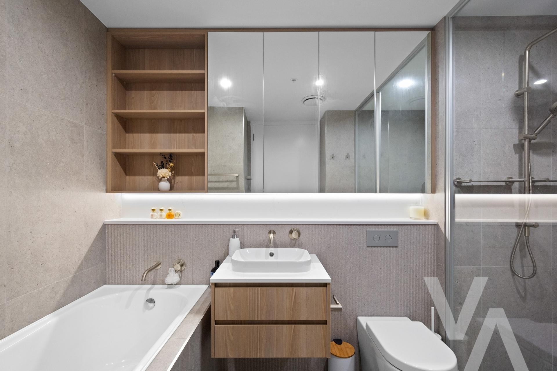 501/45 Honeysuckle Drive Newcastle NSW